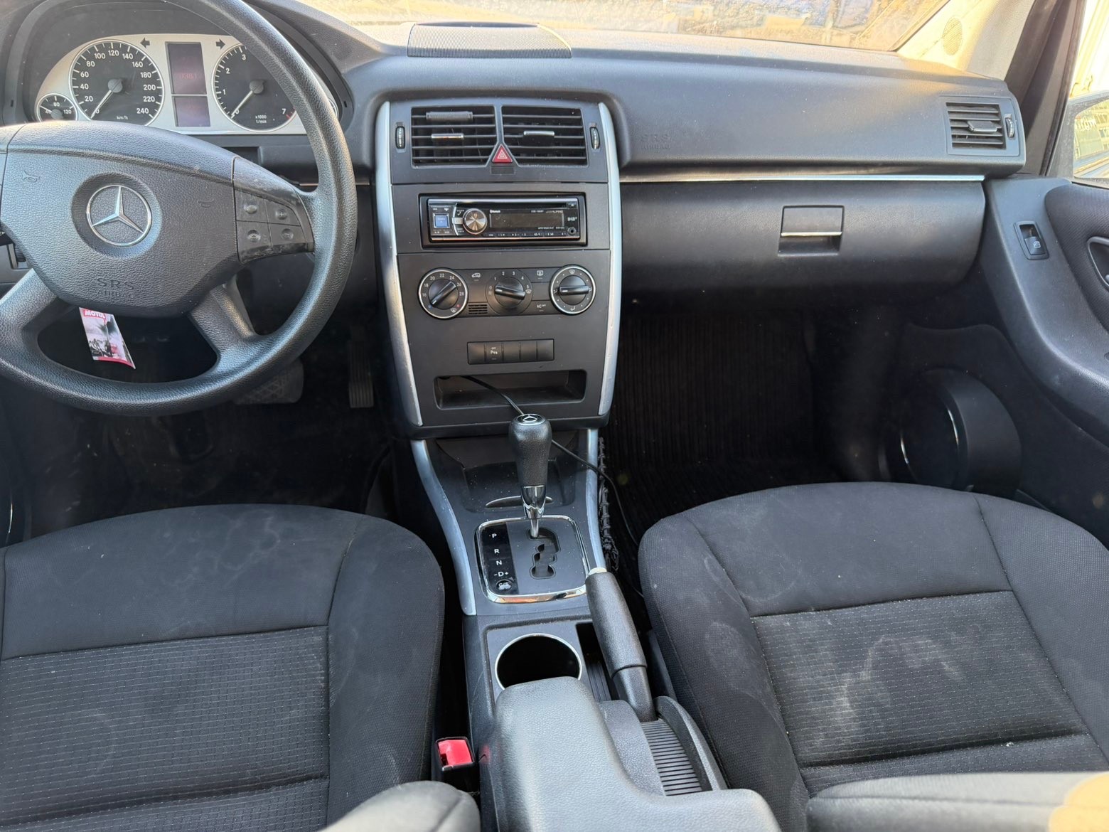 MERCEDES-BENZ B 170-image-8