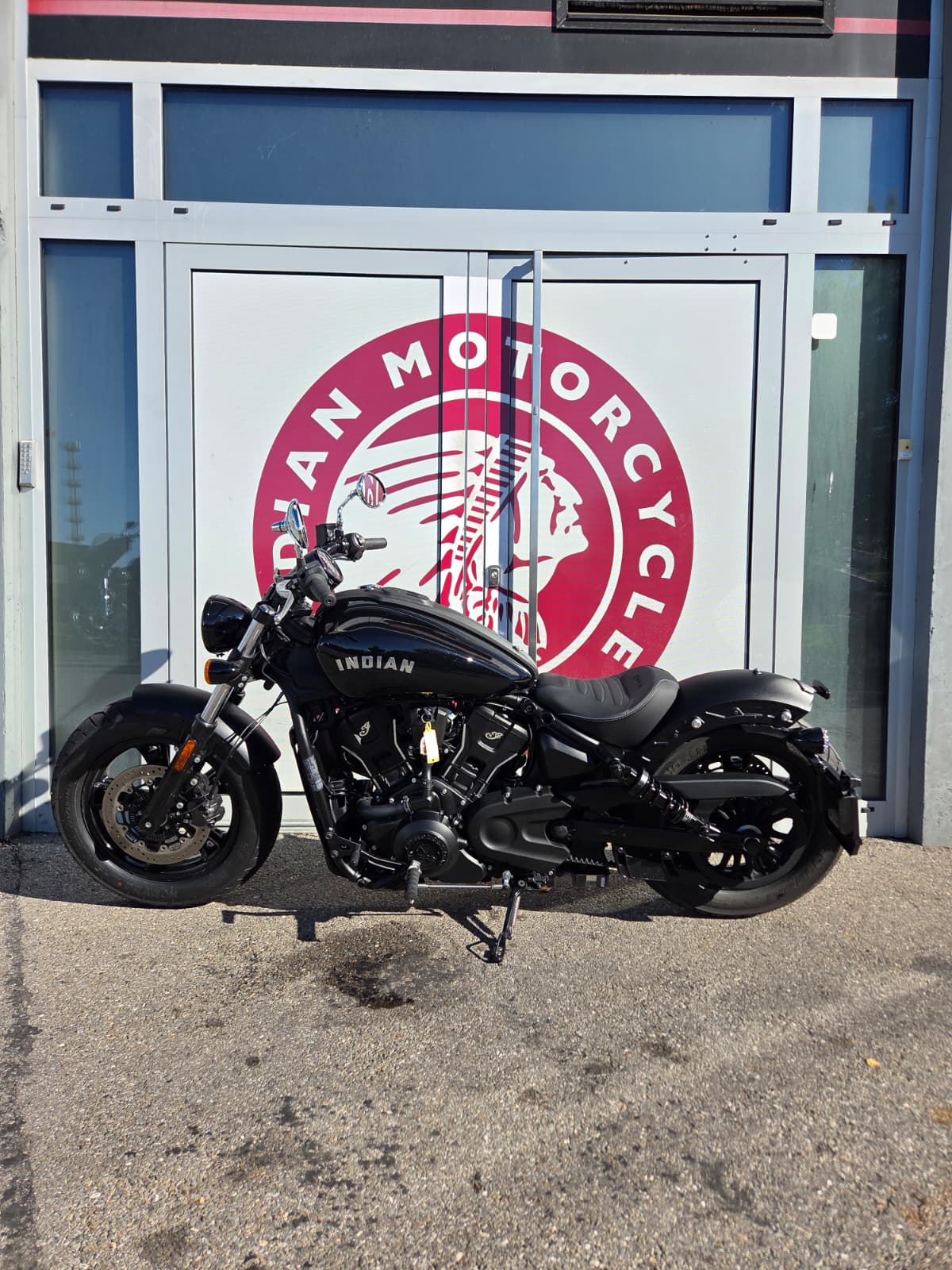 INDIAN Scout Sixty Bobber-image-1