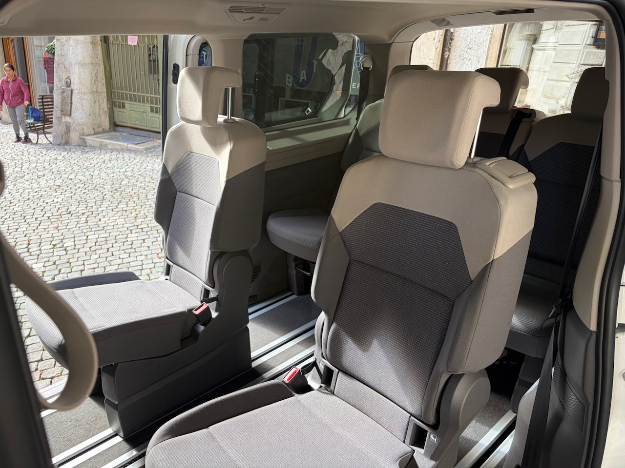 VW Multivan 2.0 TSI Liberty DSG Lang-image-12