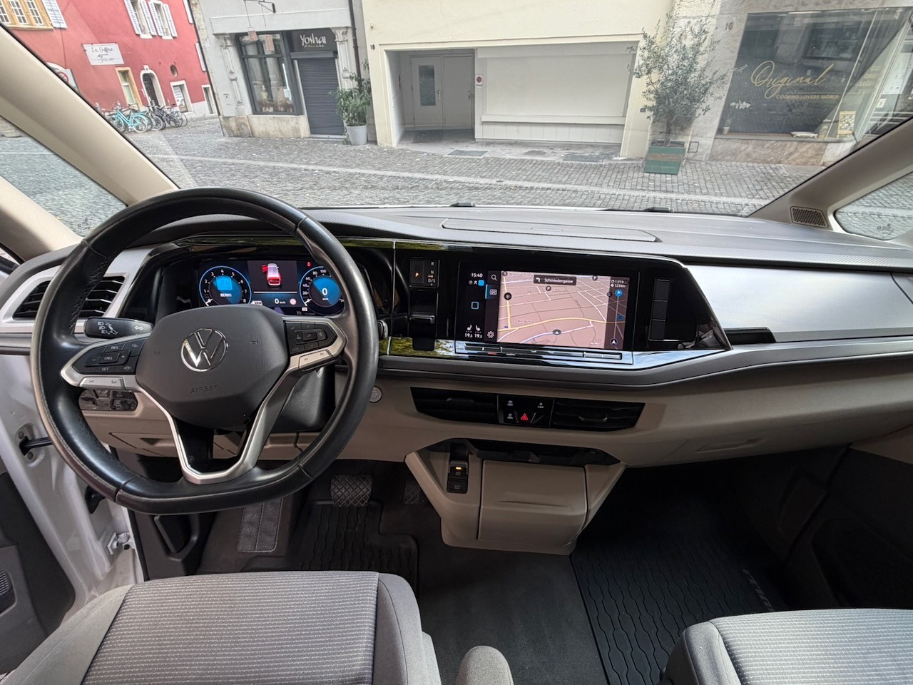 VW Multivan 2.0 TSI Liberty DSG Lang-image-14