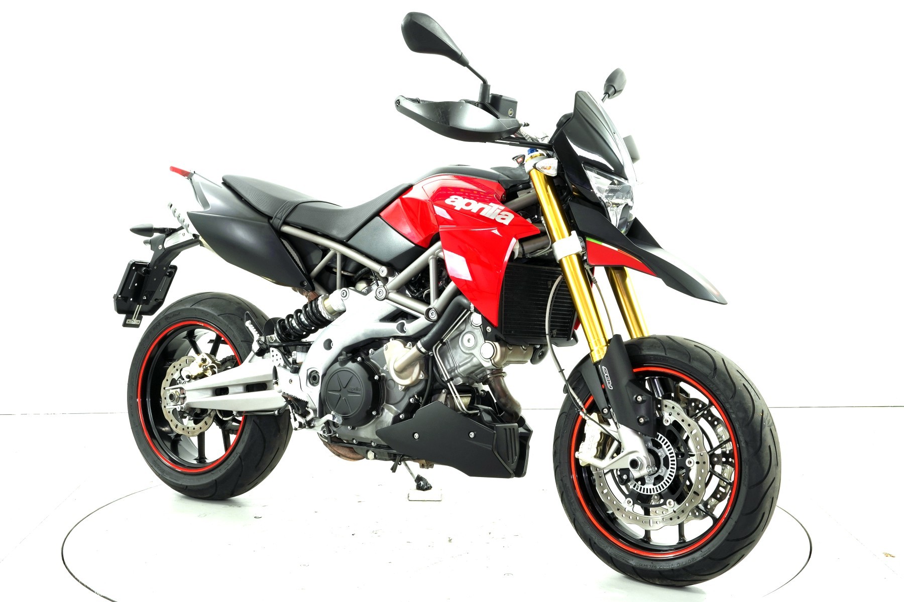 APRILIA Dorsoduro 750 ABS-image-1