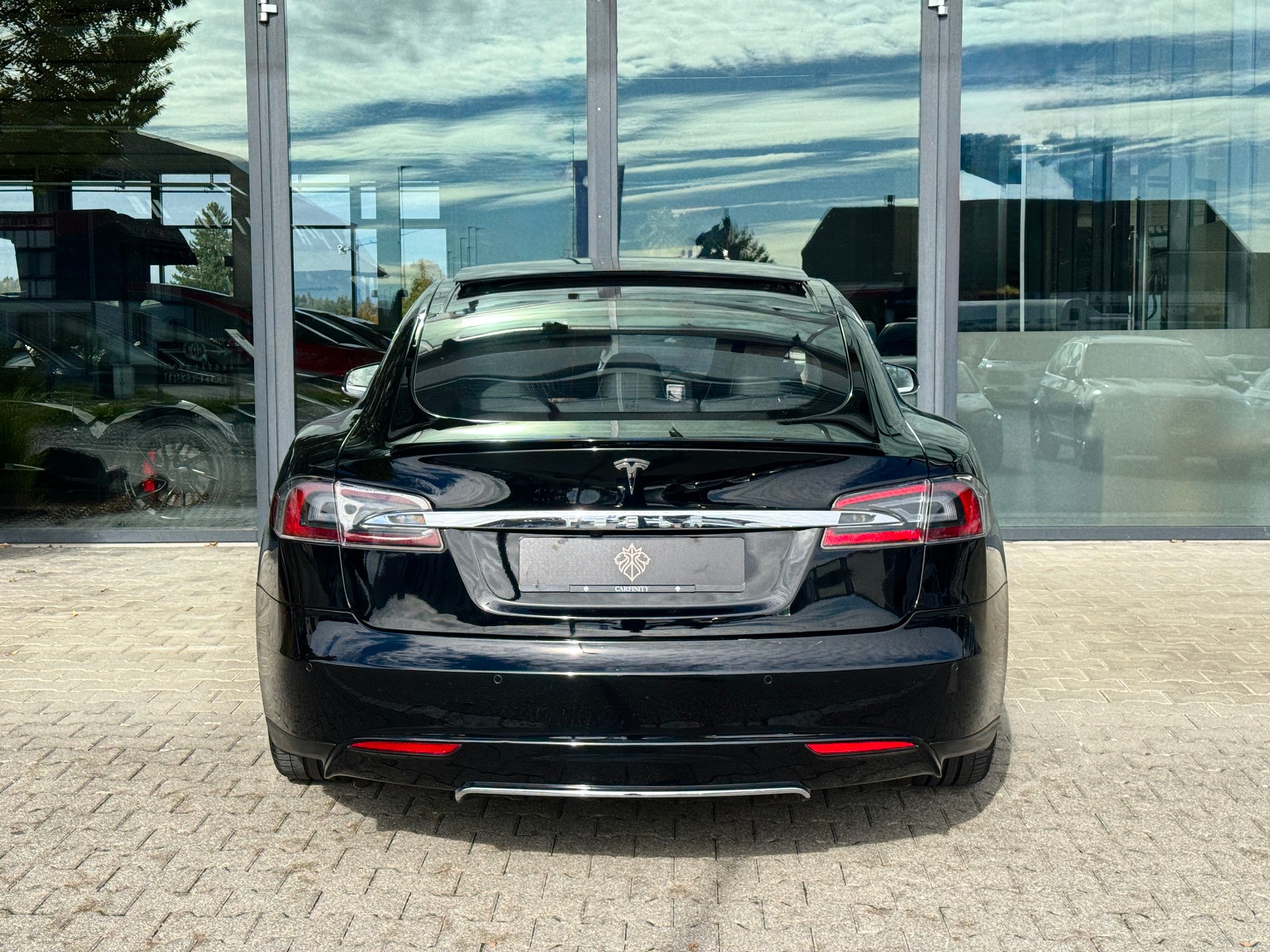 TESLA Model S 85 D / *FREE Lifetime Supercharging SC01*-image-4