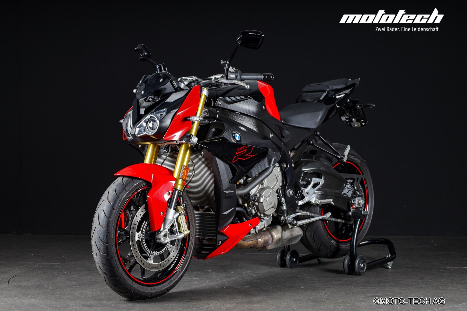 BMW S 1000 R ABS AKRAPOVIC-image-5