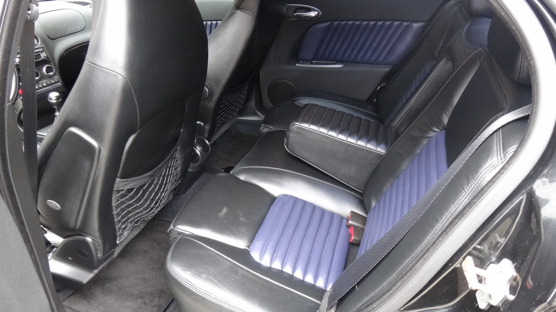 ALFA ROMEO 156 3.2 V6 GTA-image-8