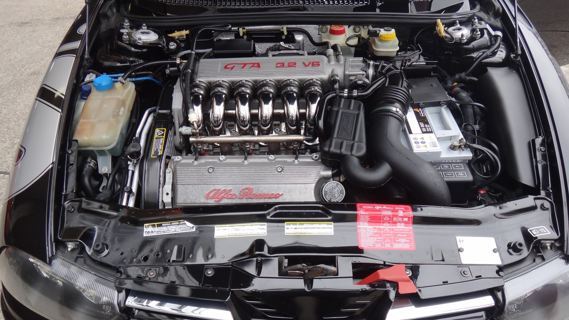 ALFA ROMEO 156 3.2 V6 GTA-image-11