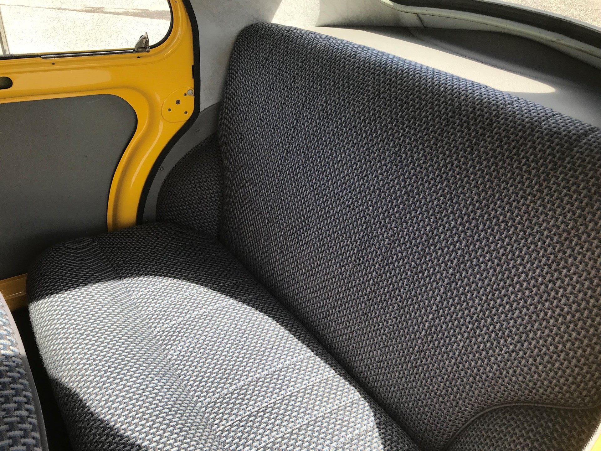 RENAULT 4 CV - R 1062-image-13