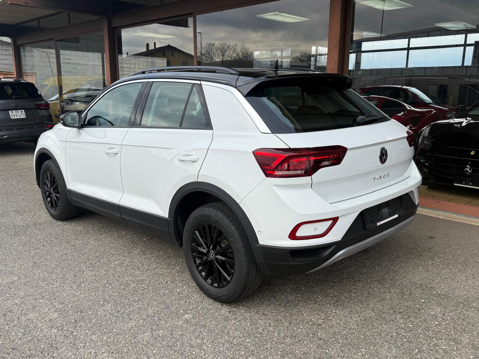 VW T-ROC 1.5 TSI Life DSG-image-3