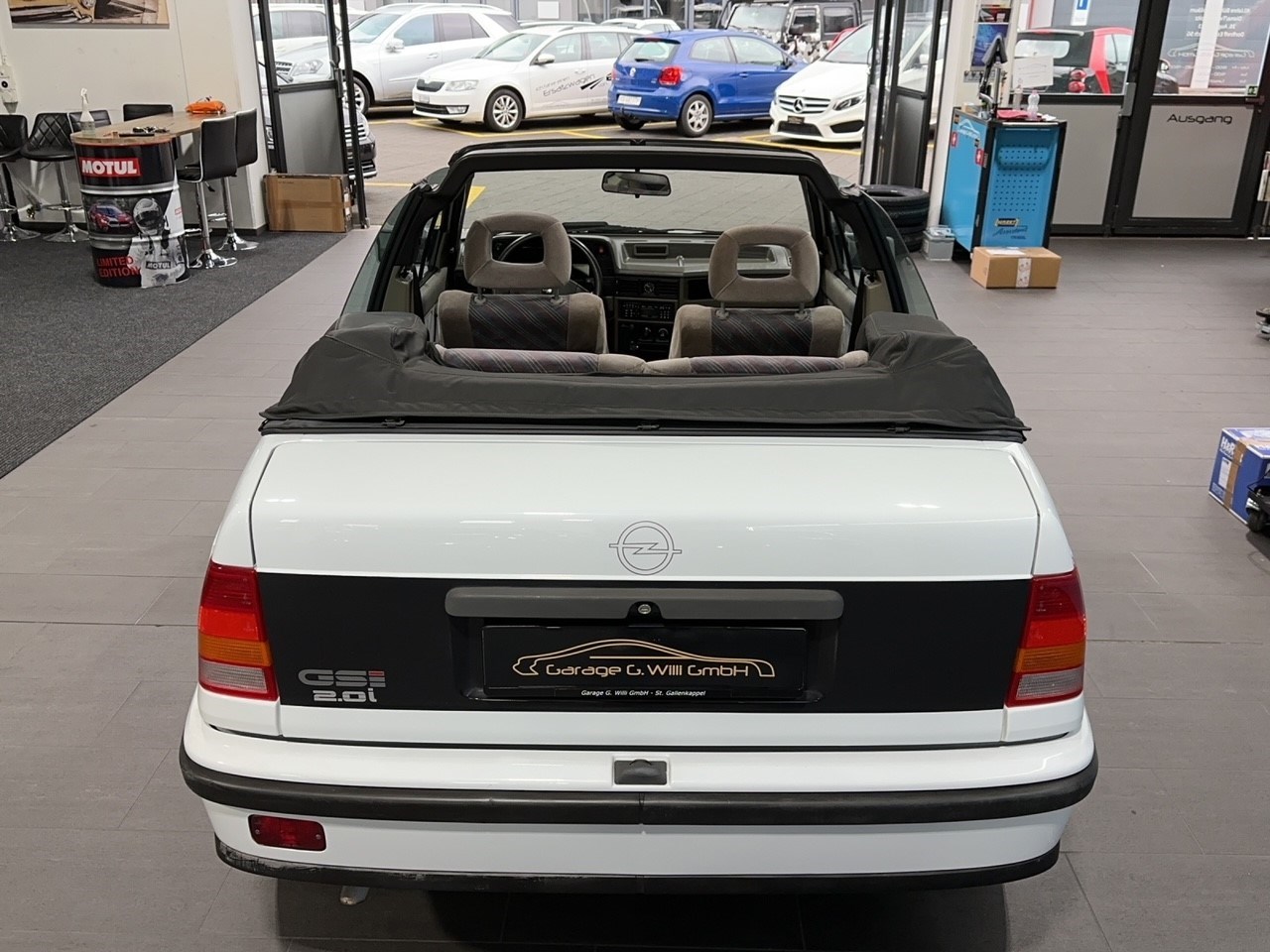 OPEL Kadett Cabriolet 2.0i GSi-image-15