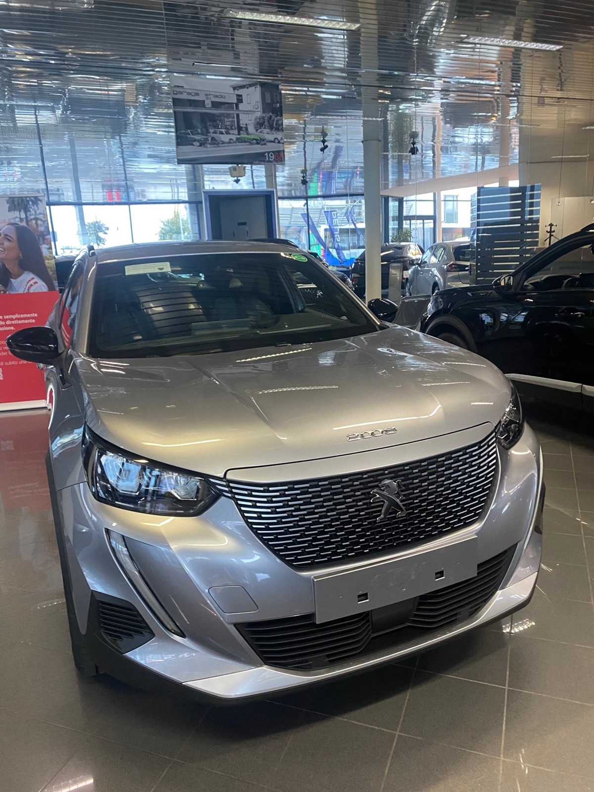 PEUGEOT 2008 e Allure Pack-image-2