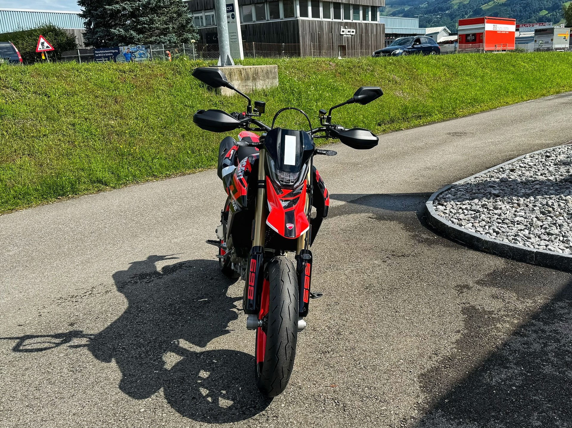 DUCATI Hypermotard 698 Mono RVE-image-1