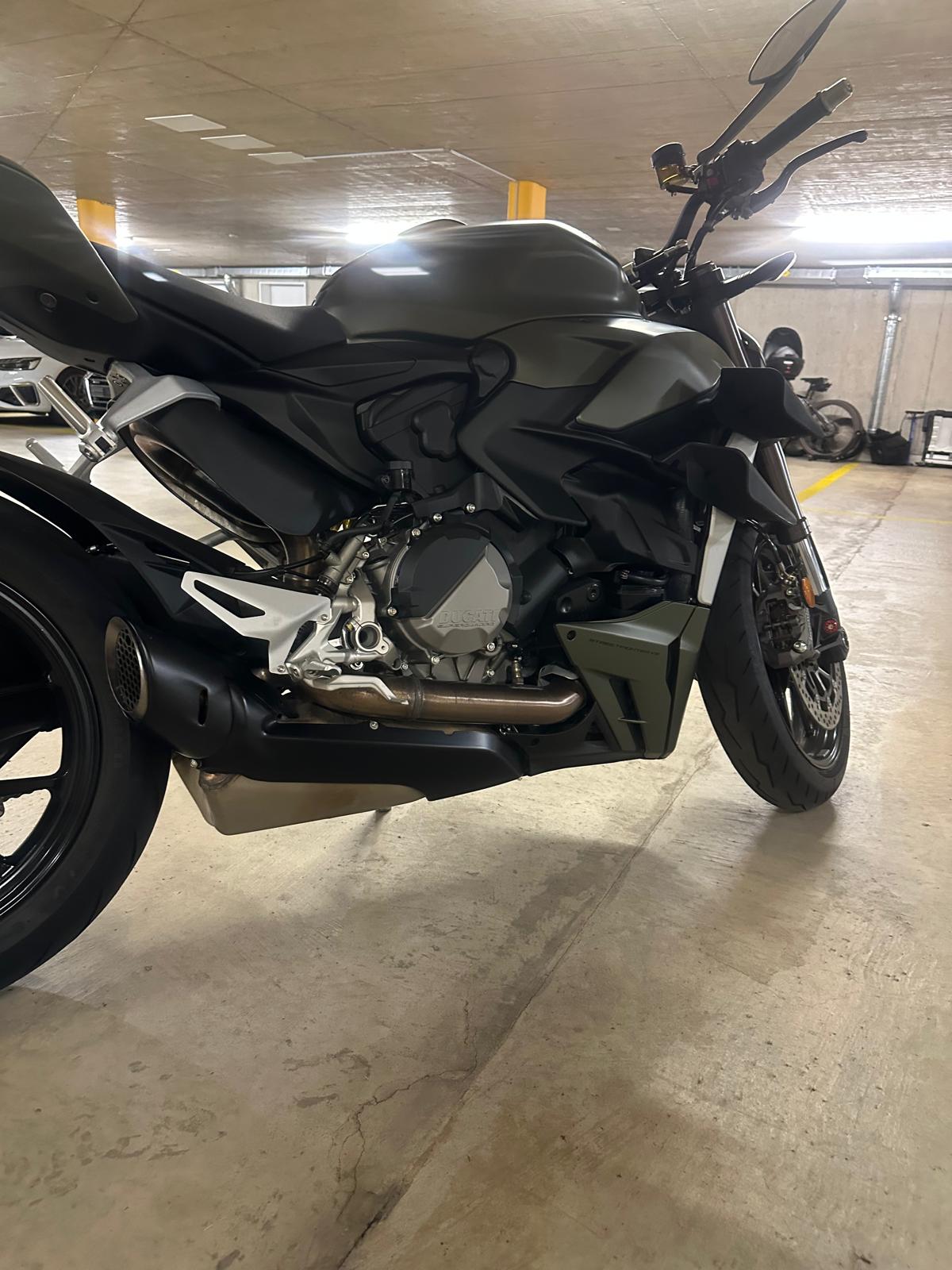 DUCATI Streetfighter V2-image-3
