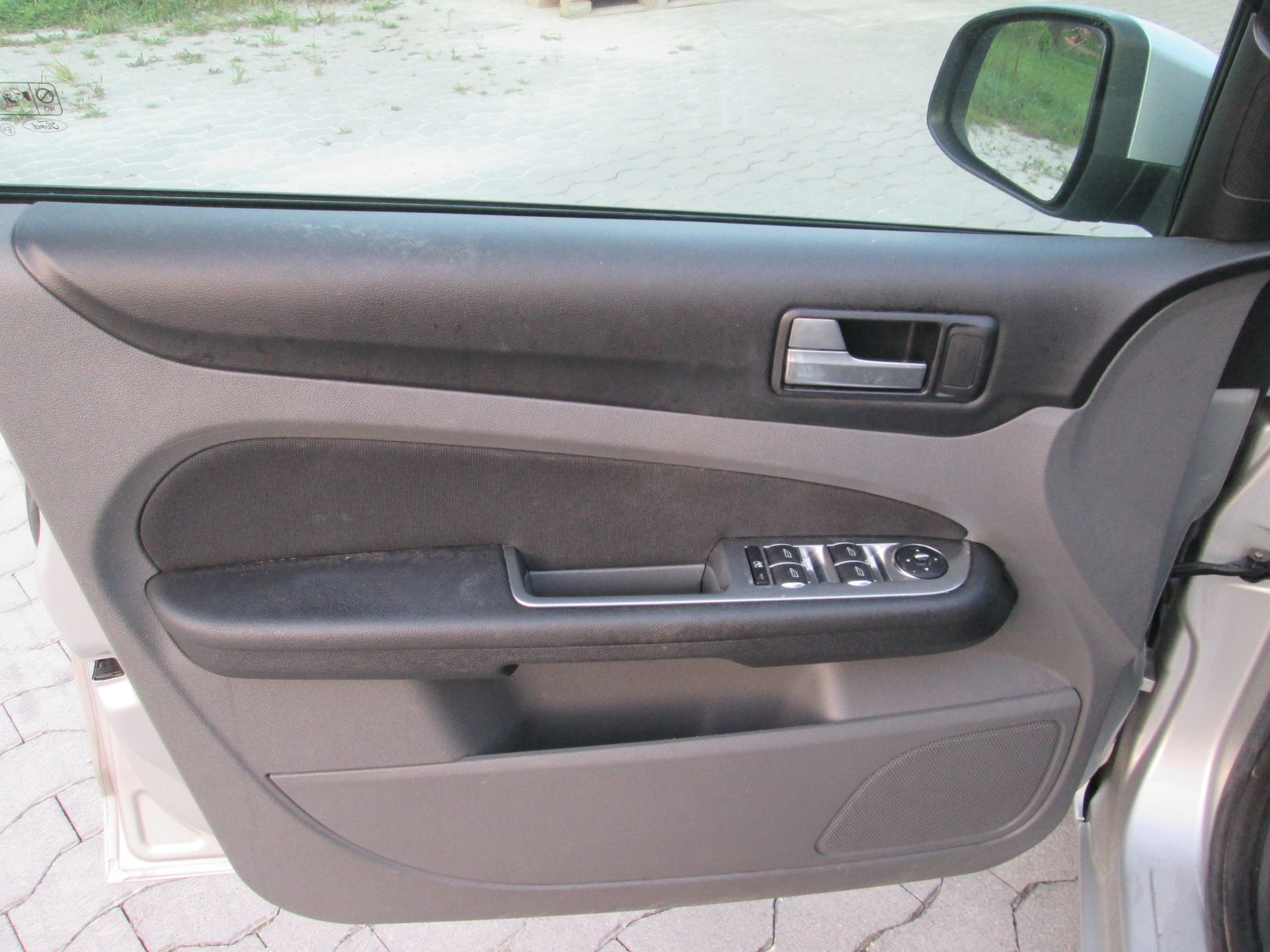 FORD Focus 2.0 TDCi Titanium PowerShift-image-7