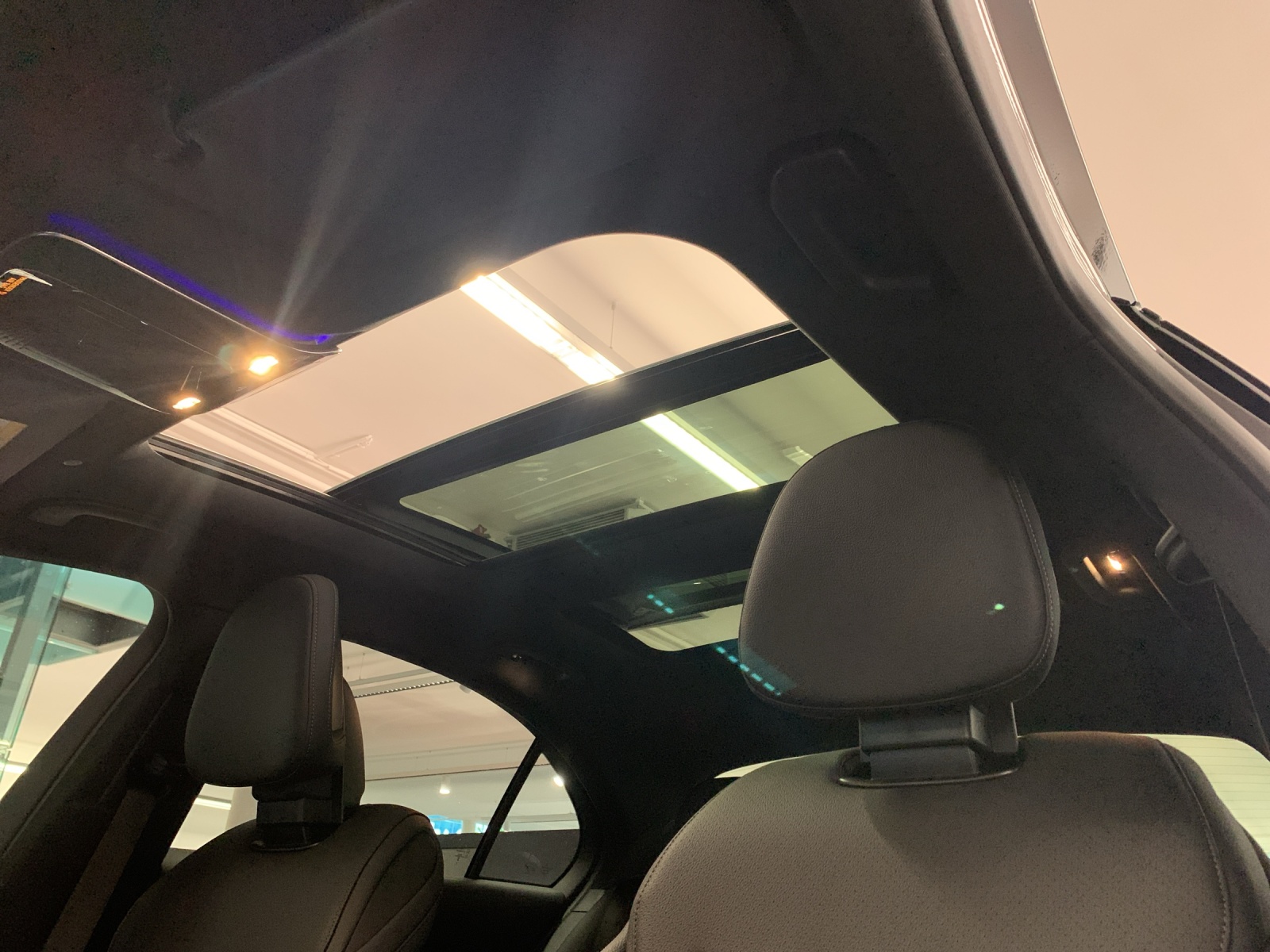 MERCEDES-BENZ C 300 4MATIC-image-14