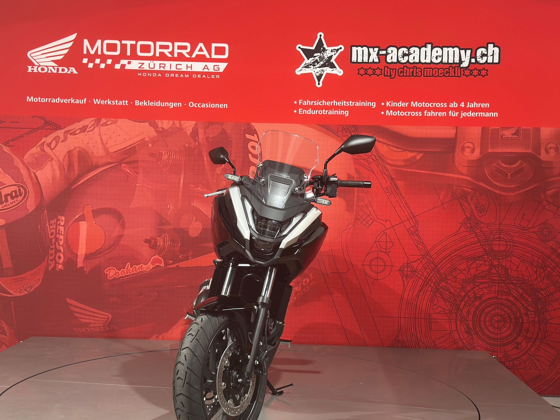HONDA NC 750 X *DEMO-BIKE*-image-3