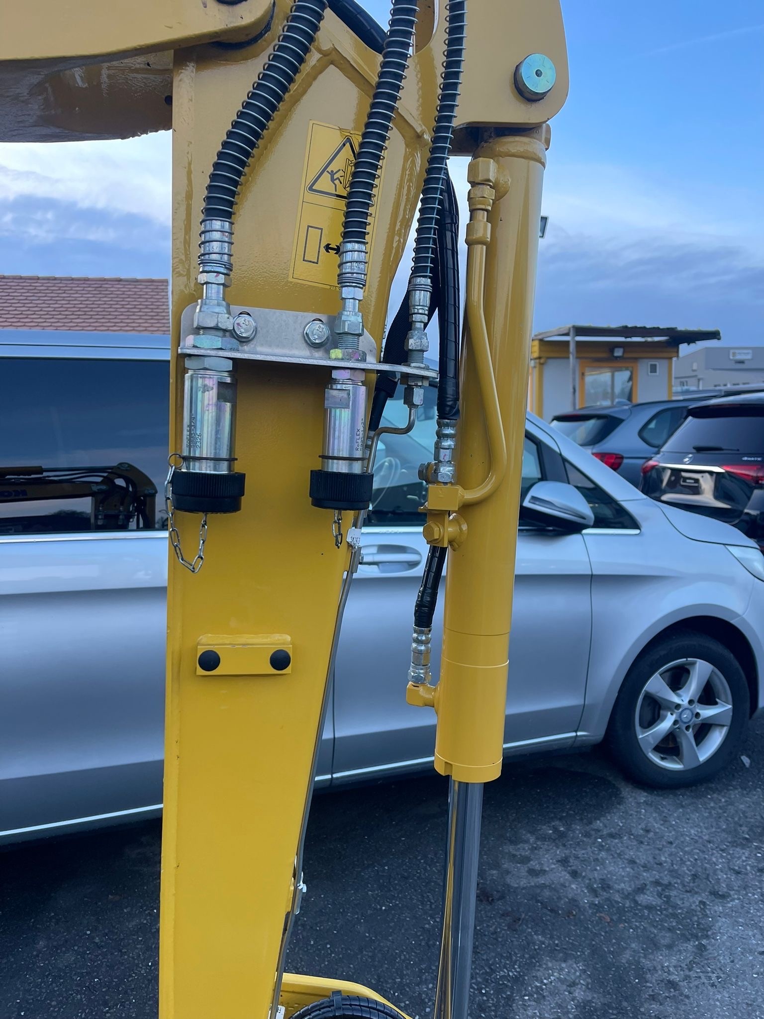 MERCEDES-BENZ KOMATSU PC26MR-image-6