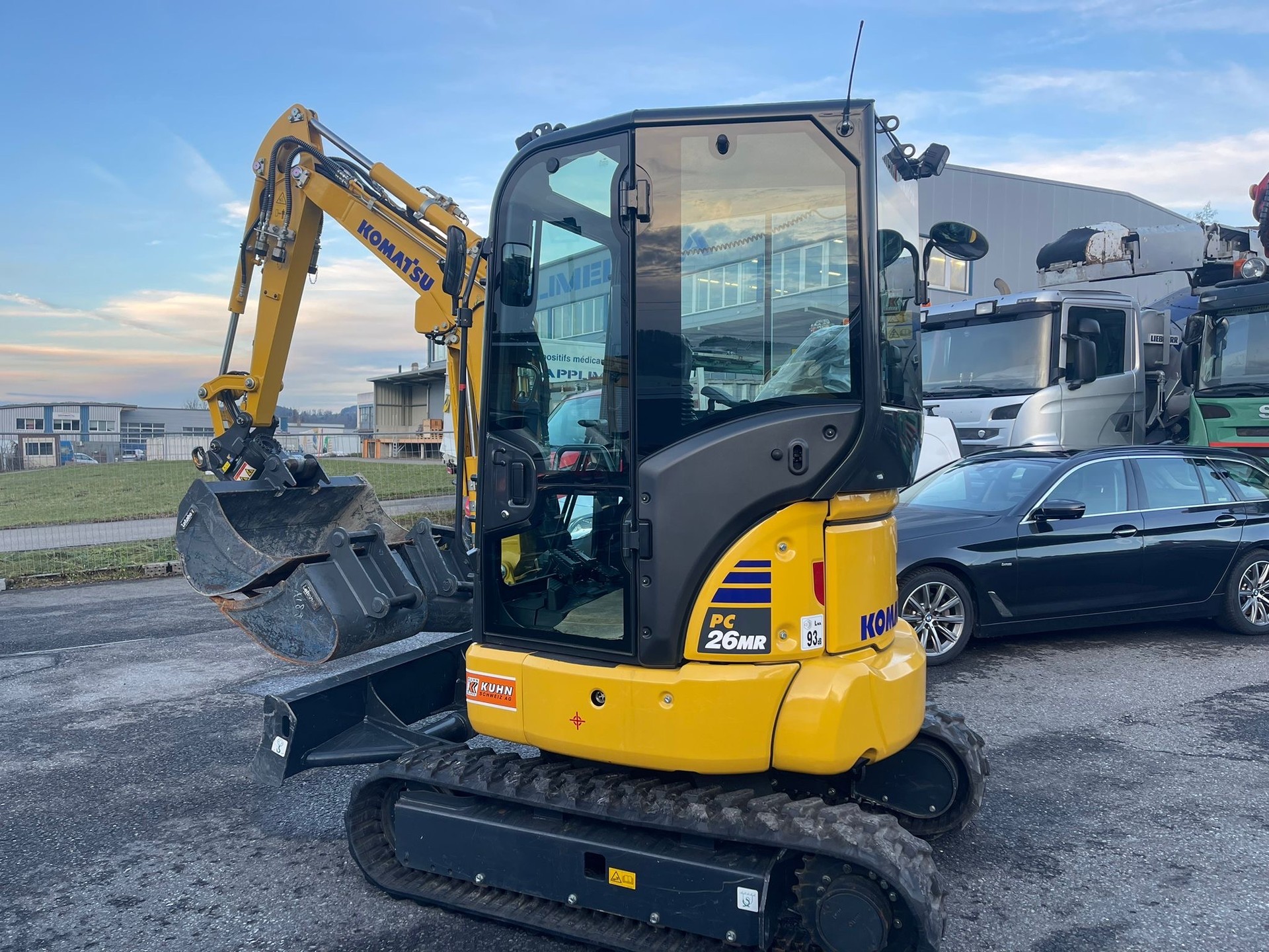 MERCEDES-BENZ KOMATSU PC26MR-image-3