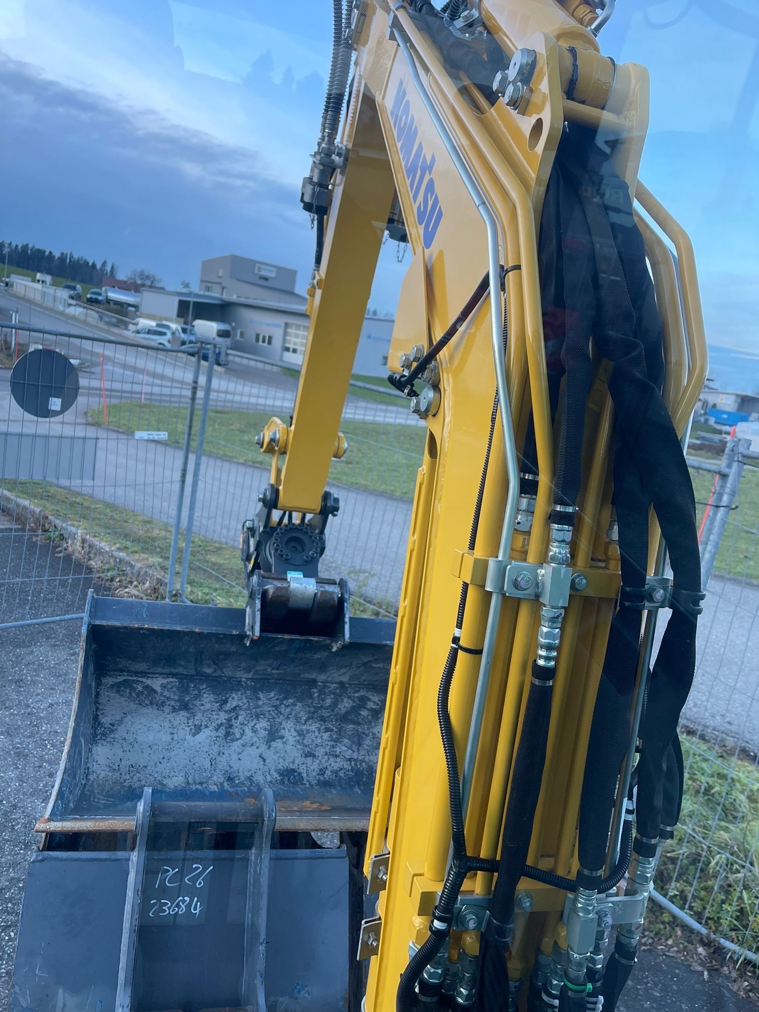 MERCEDES-BENZ KOMATSU PC26MR-image-4