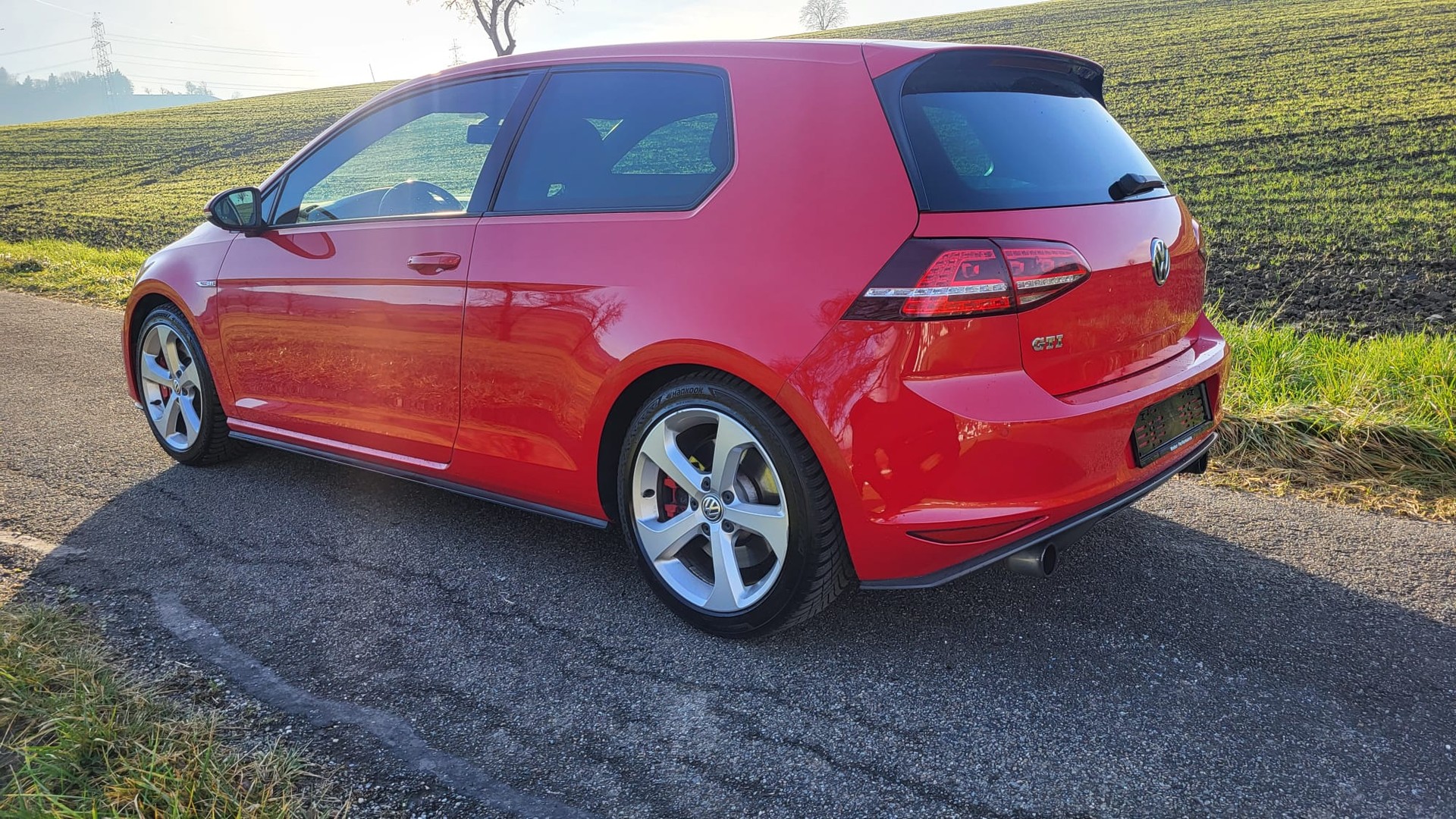 VW Golf 2.0 TSI GTI Performance DSG-image-3