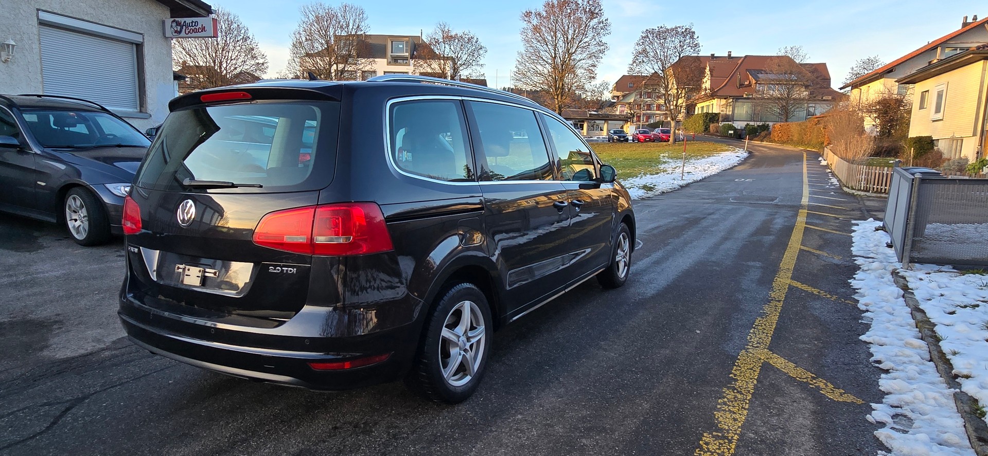 VW Sharan 2.0 TDI BlueMotion Technology Highline DSG-image-7