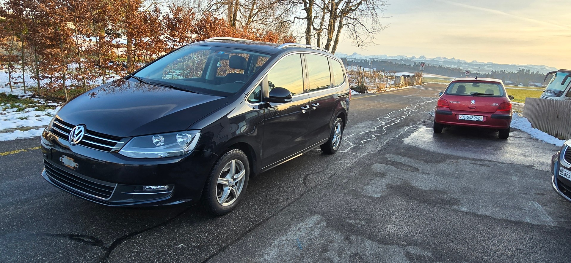 VW Sharan 2.0 TDI BlueMotion Technology Highline DSG-image-3
