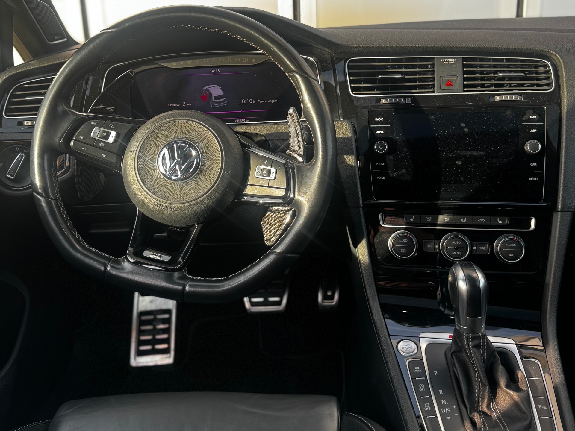 VW VII 2.0 TSI R DSG 4motion-image-6