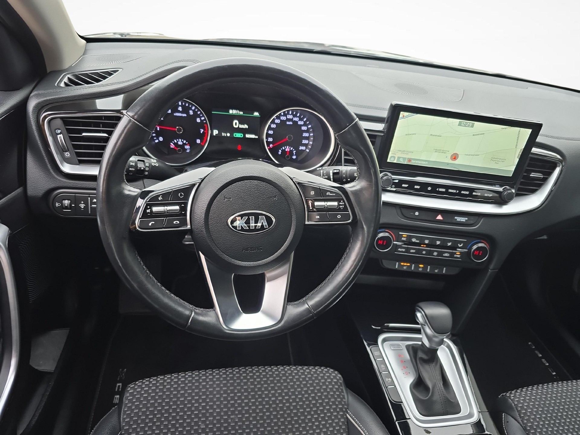 KIA XCeed 1.5 T-GDi MHEV Power / ab 3,99% Leasing bei Abschluss einer Protect Autoversicherung-image-19