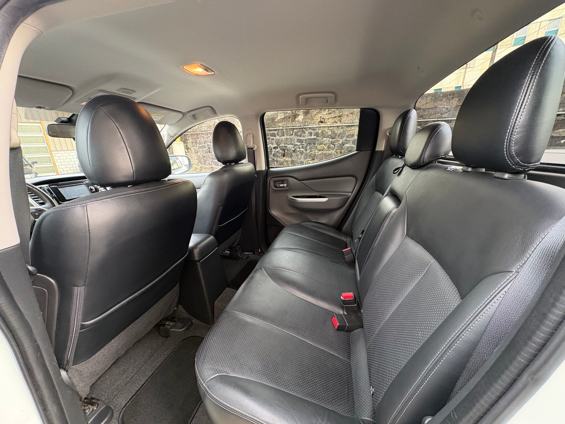 FIAT Fullback LX 2.4 MJ DC Swiss 4WD-image-10