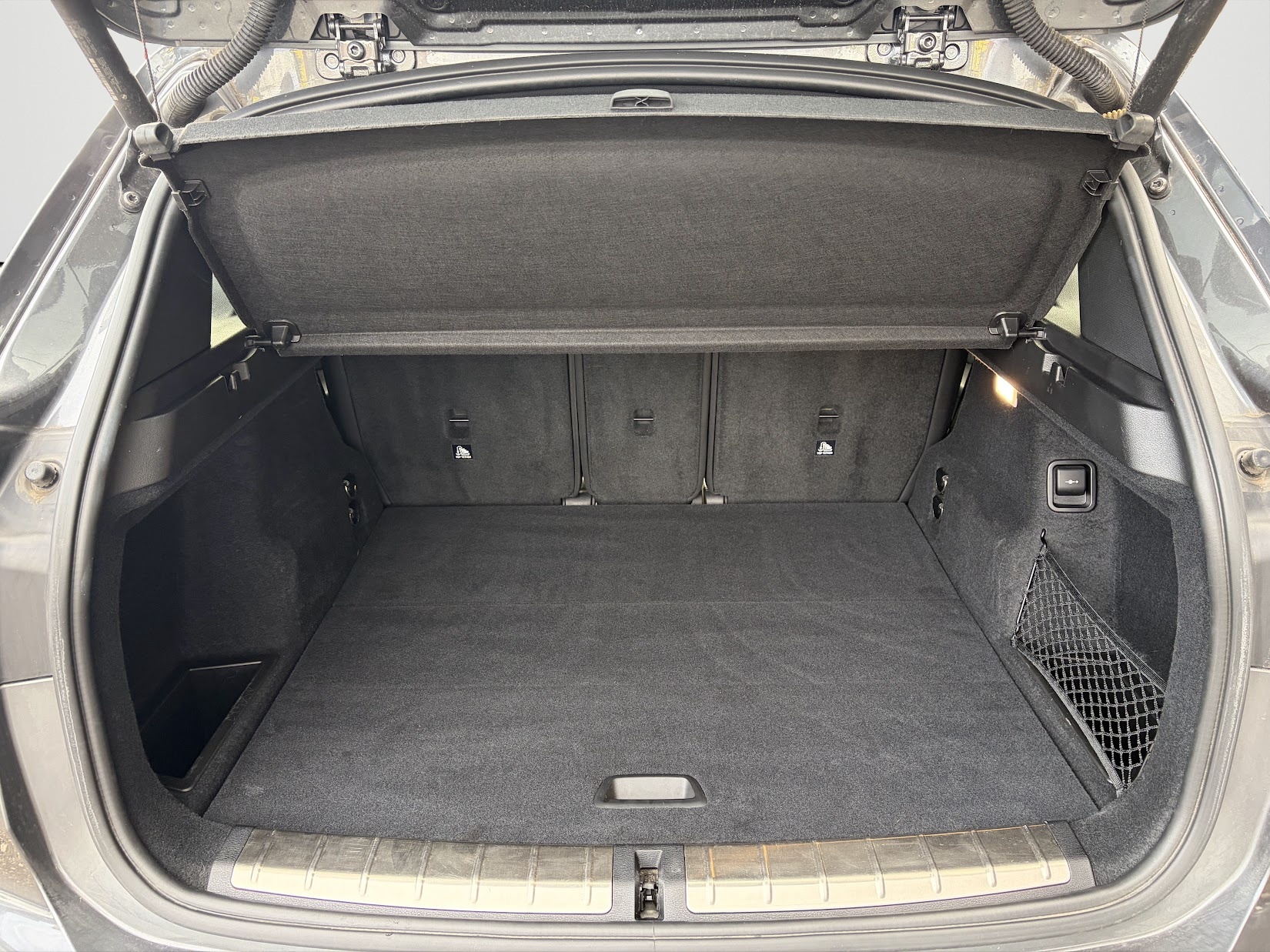 BMW X1 xDrive 18d Sport Line Steptronic-image-13