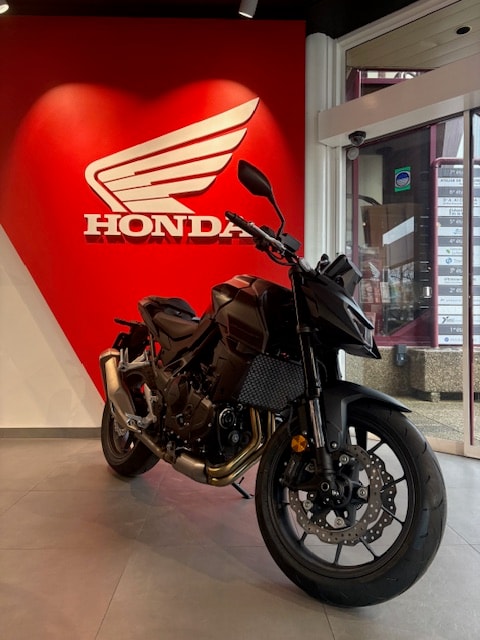 HONDA CB 750 Hornet-image-0