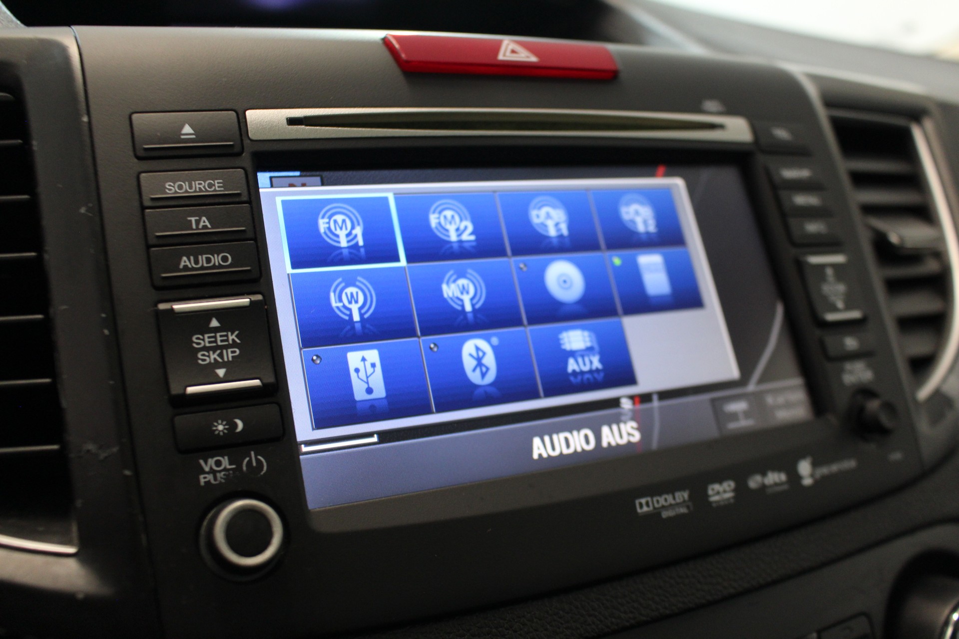 HONDA CR-V 2.2 i-DTEC Executive 4WD-image-17