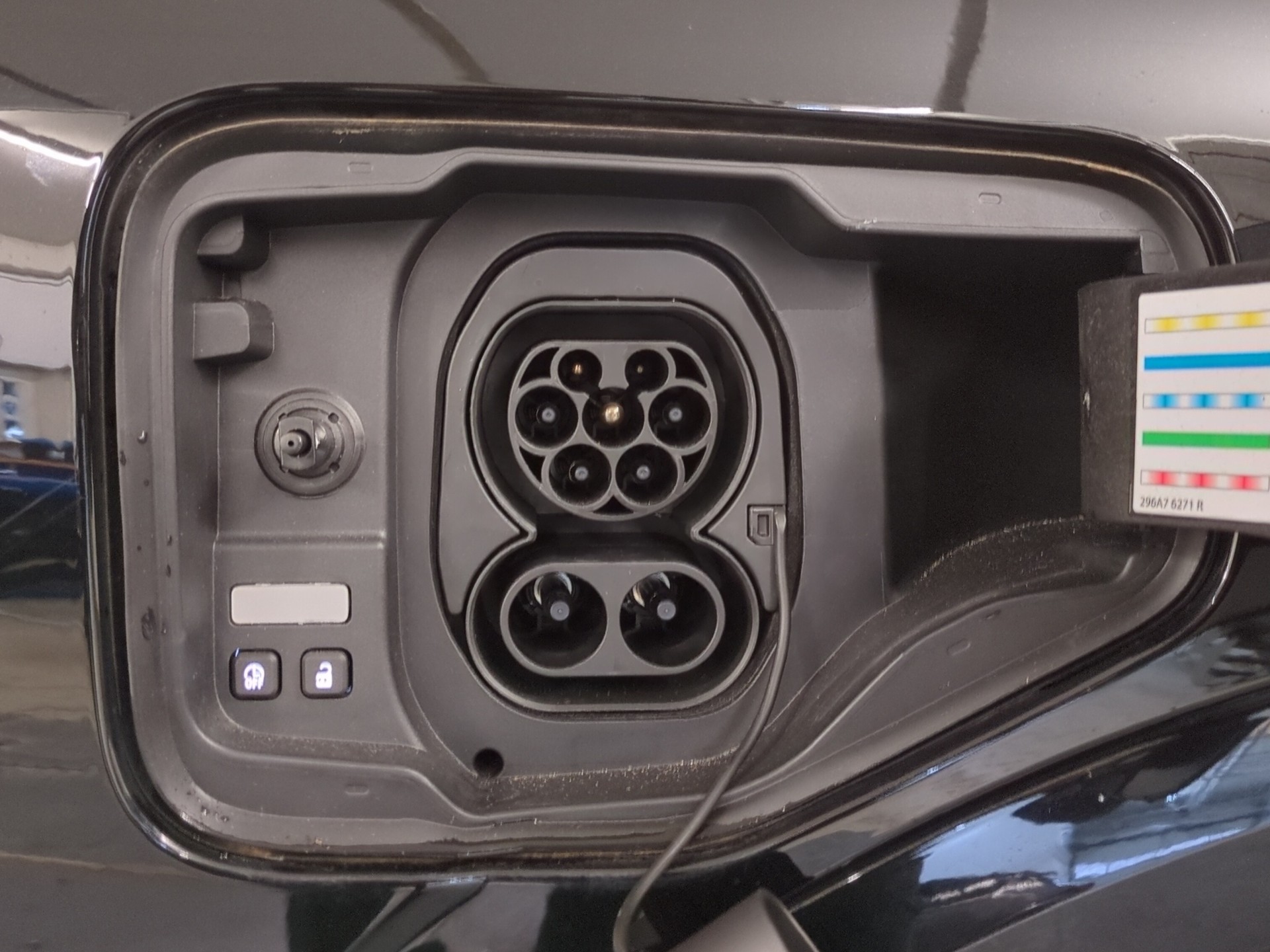 RENAULT Mégane E-TECH EV60 Techno-image-18