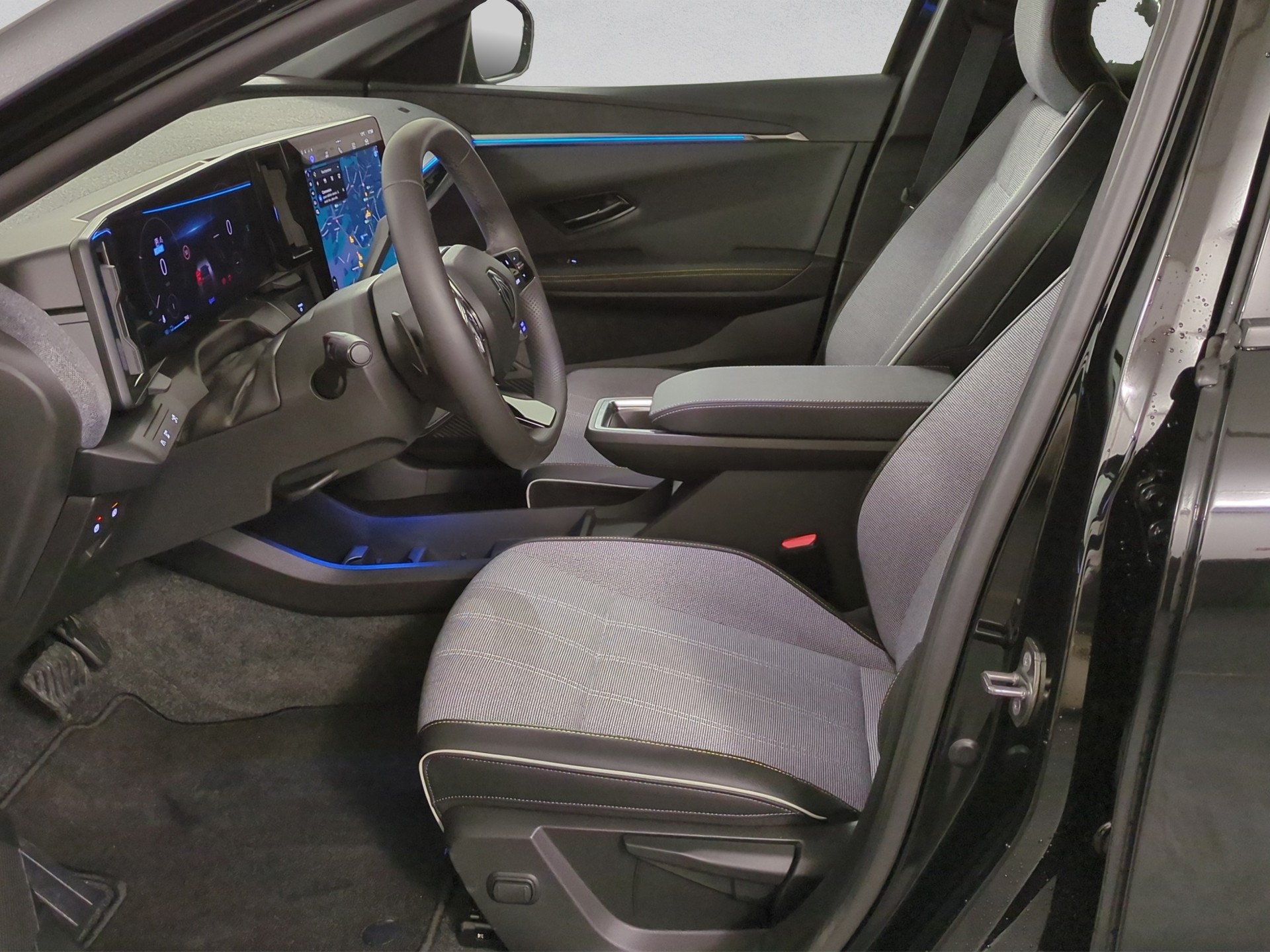 RENAULT Mégane E-TECH EV60 Techno-image-8
