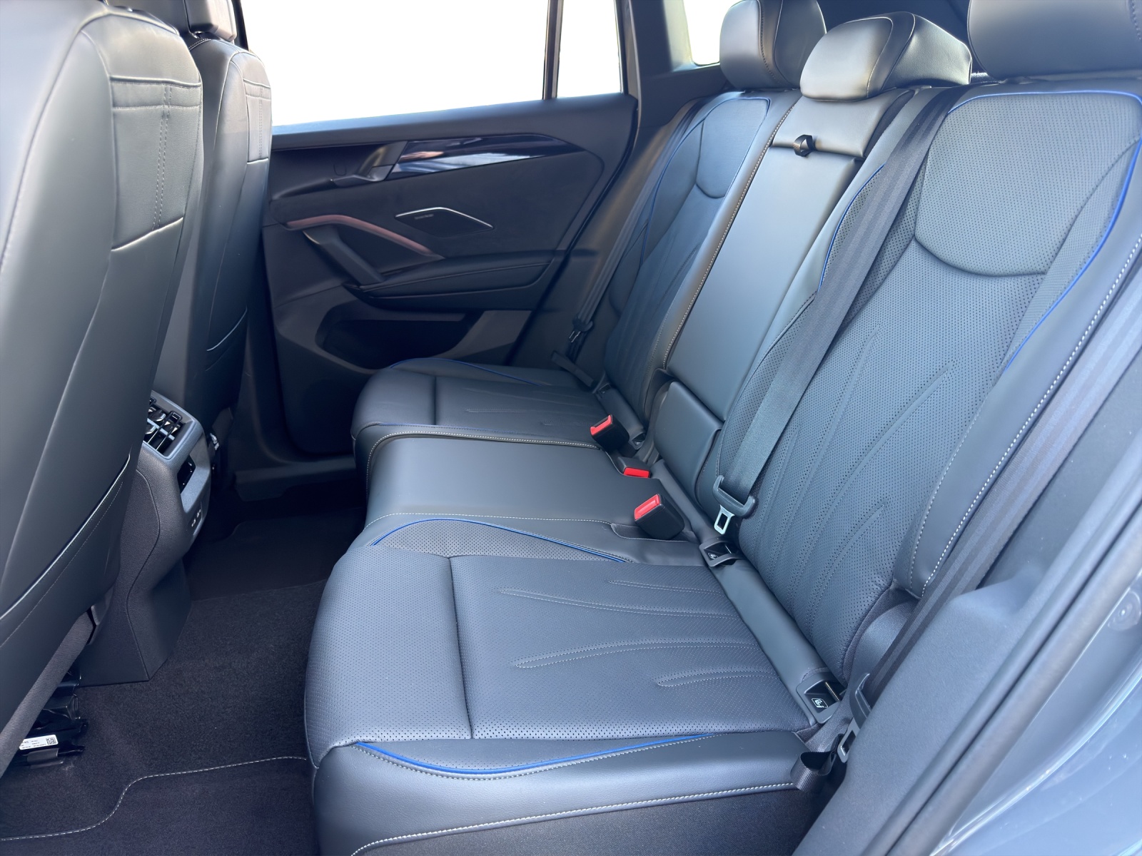 VW Tiguan 2.0 TSI DSG R-Line 4Motion-image-10