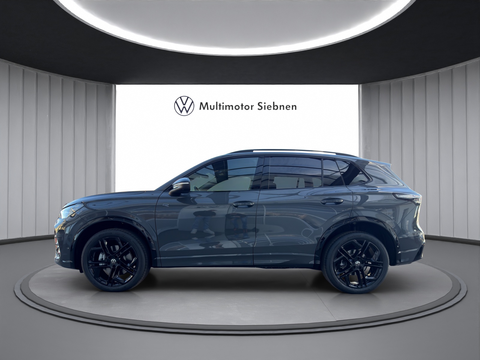 VW Tiguan 2.0 TSI DSG R-Line 4Motion-showroom-element-1