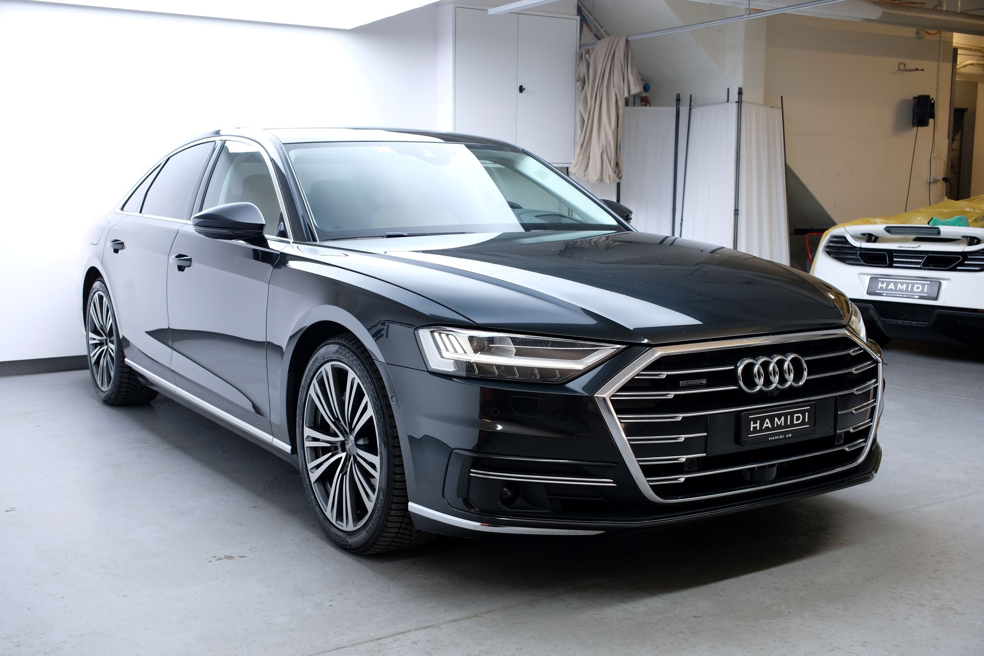 AUDI A8 55 TFSI quattro tiptronic-showroom-element-2