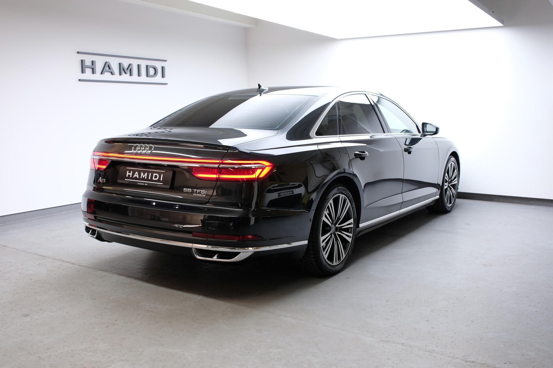 AUDI A8 55 TFSI quattro tiptronic-image-4