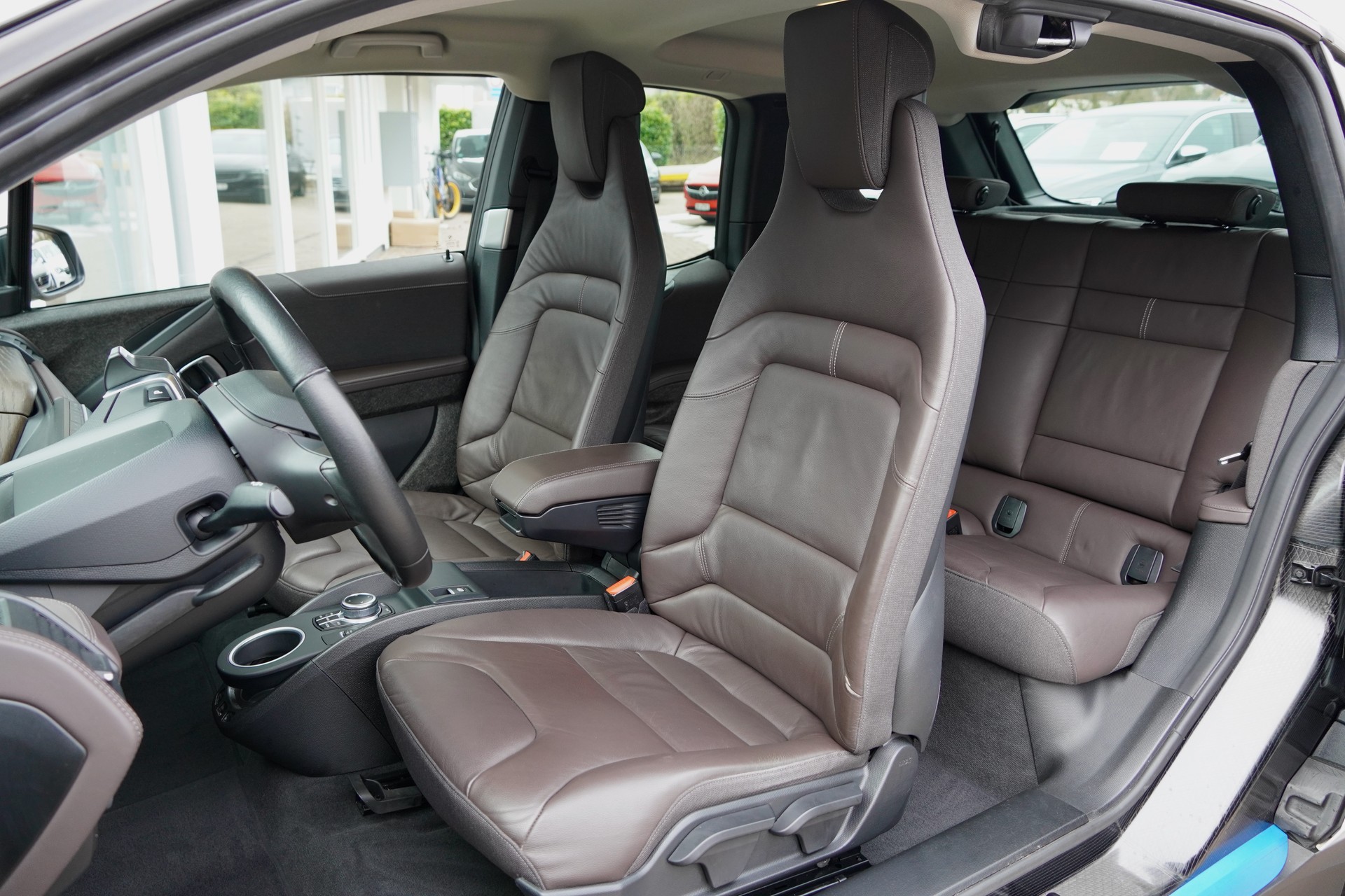 BMW i3 (120Ah)-image-7