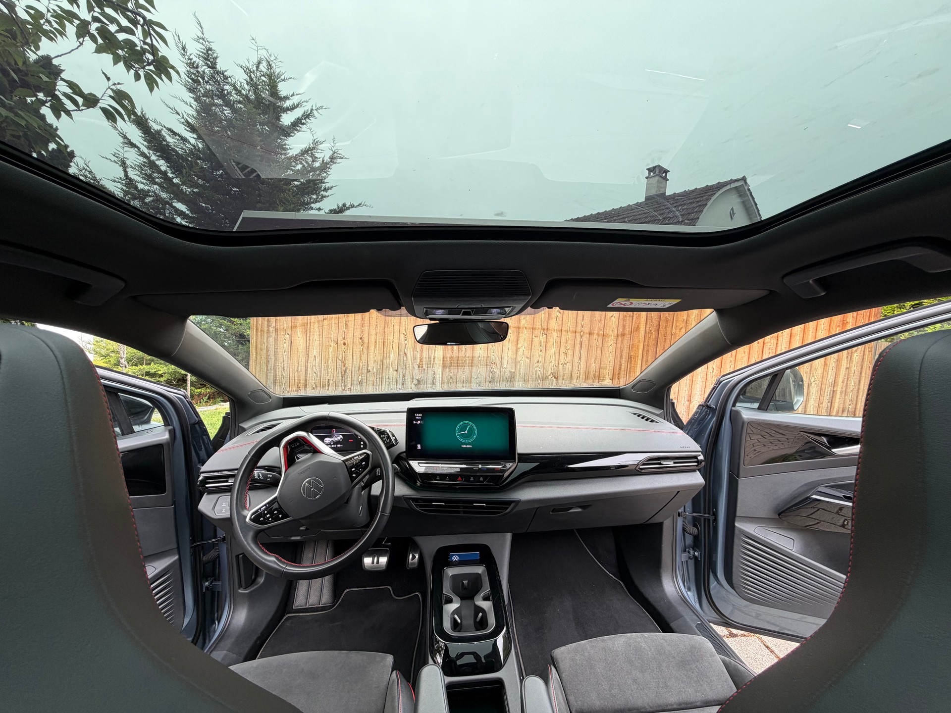 VW GTX 4motion / 77 kWh / stonewashed blue-image-3