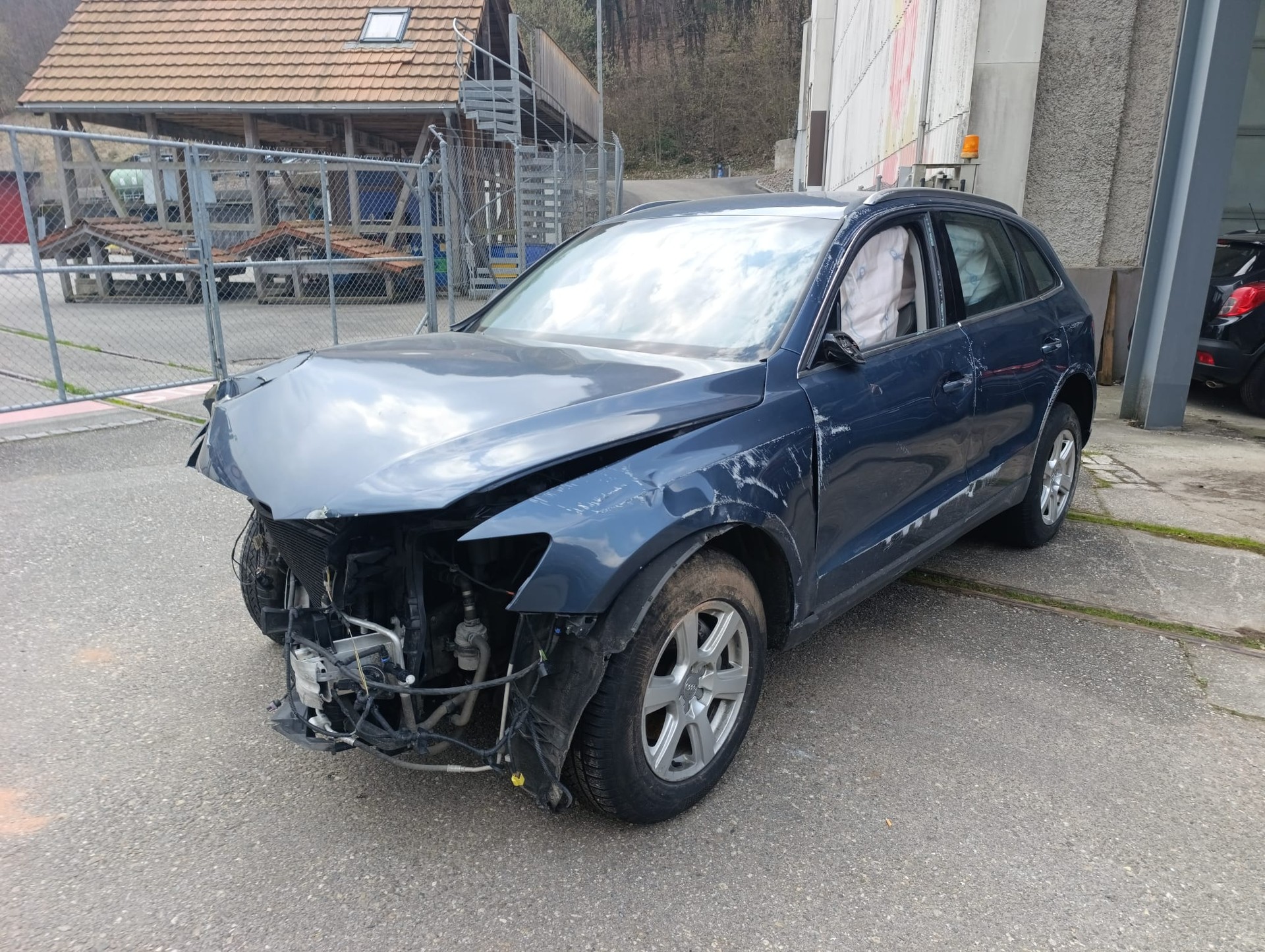 AUDI Q5 2.0 TDI quattro S-tronic-image-6