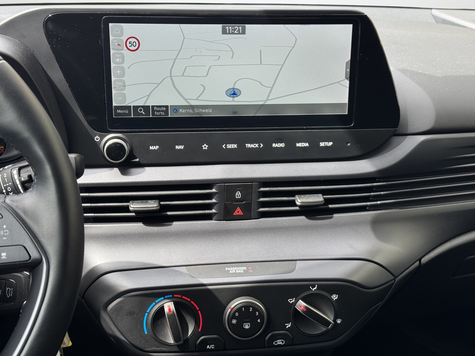 HYUNDAI i20 1.0 T-GDi Amplia Safety Pack-image-12