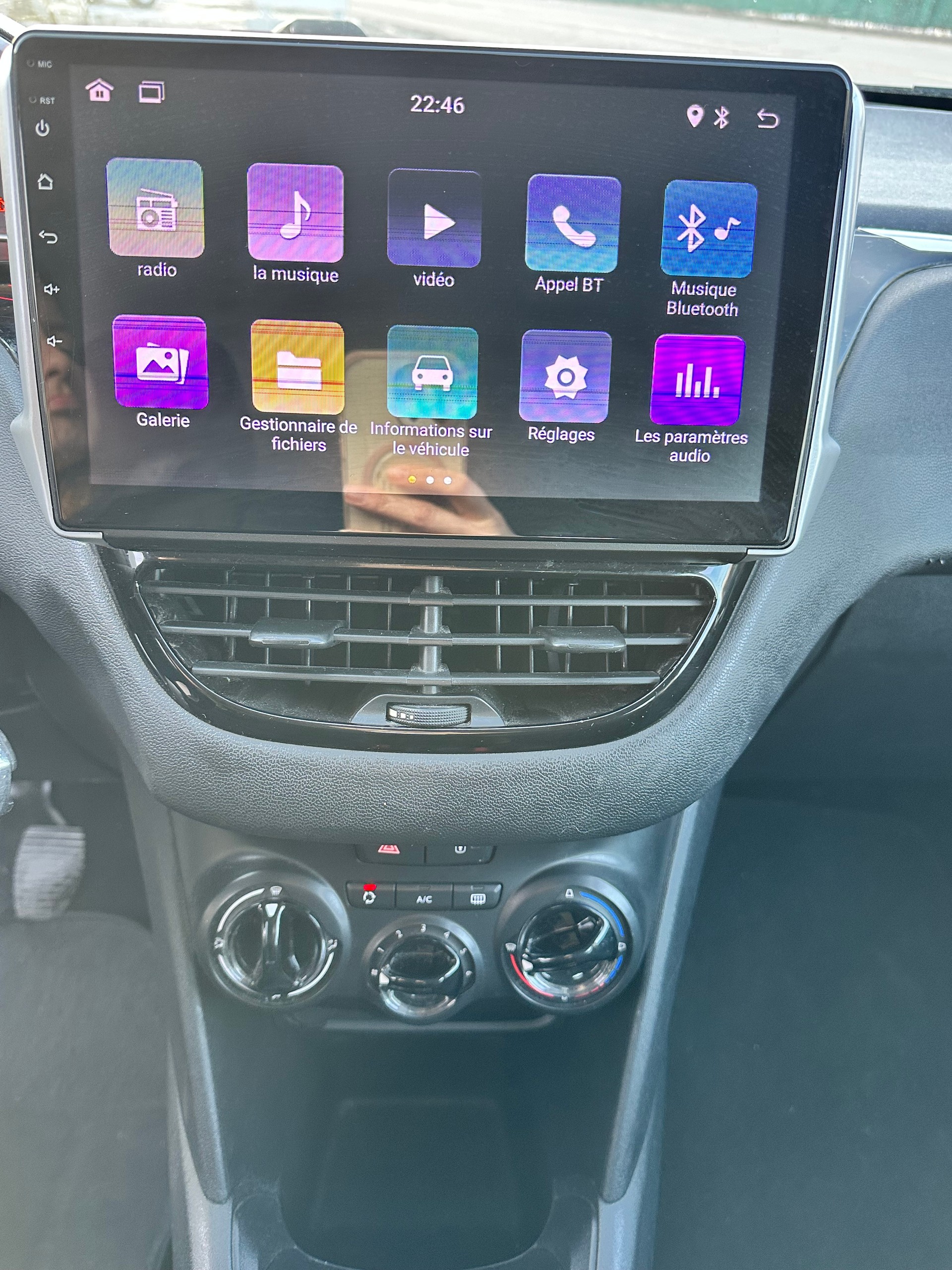 PEUGEOT 208 1.6 e-HDI Active-image-12