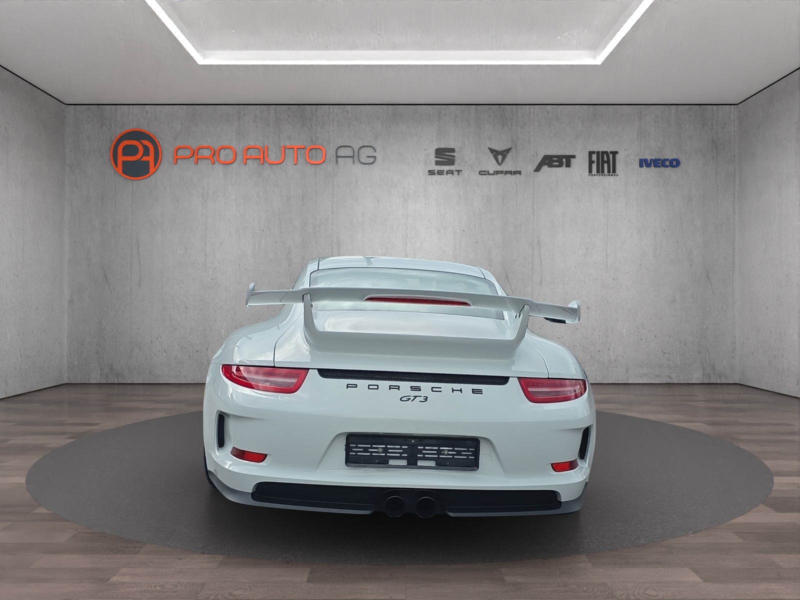 PORSCHE 911 GT3 PDK-showroom-element-3