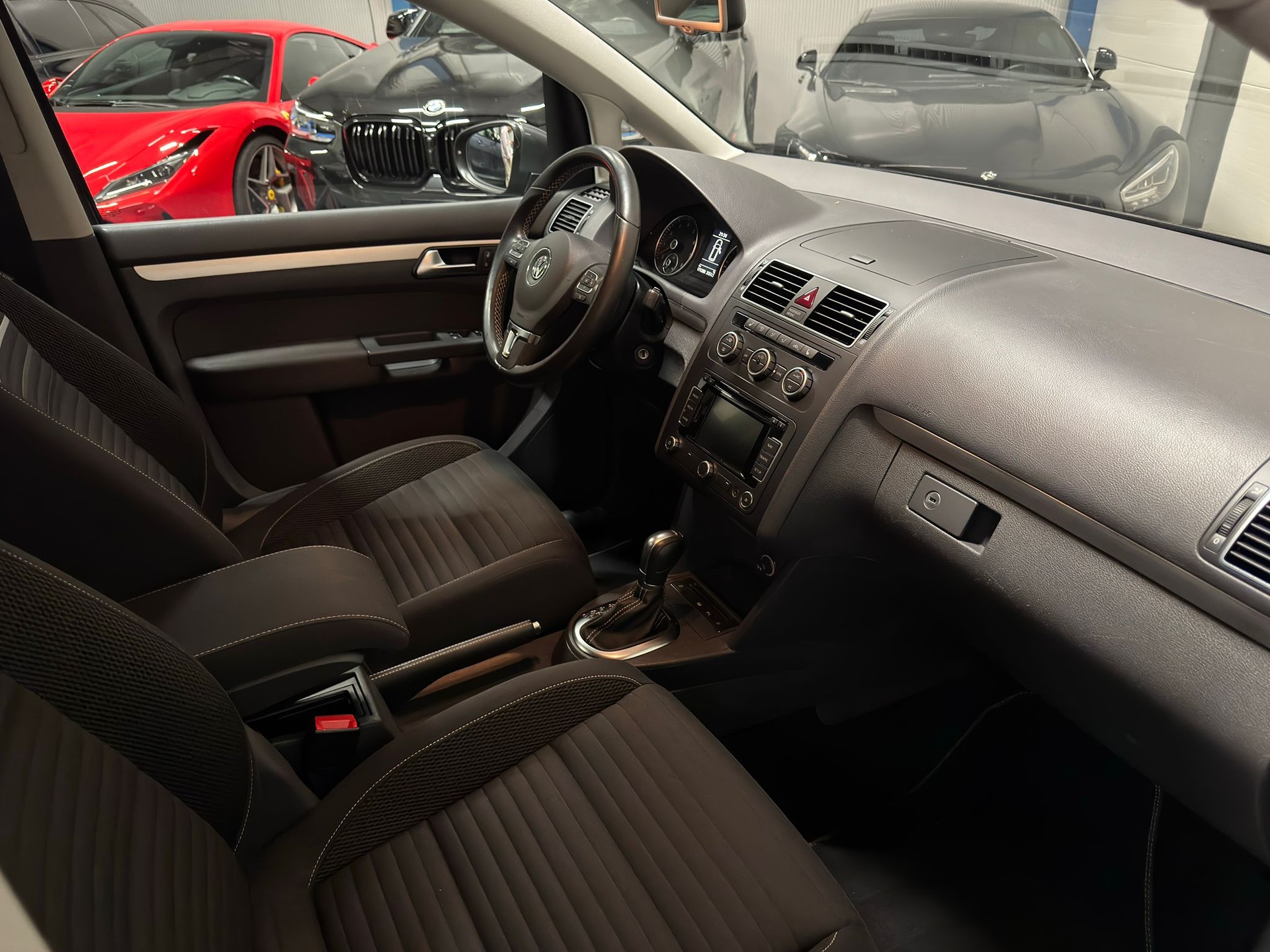 VW Touran 1.4 TSI 140 Cup DSG-image-13