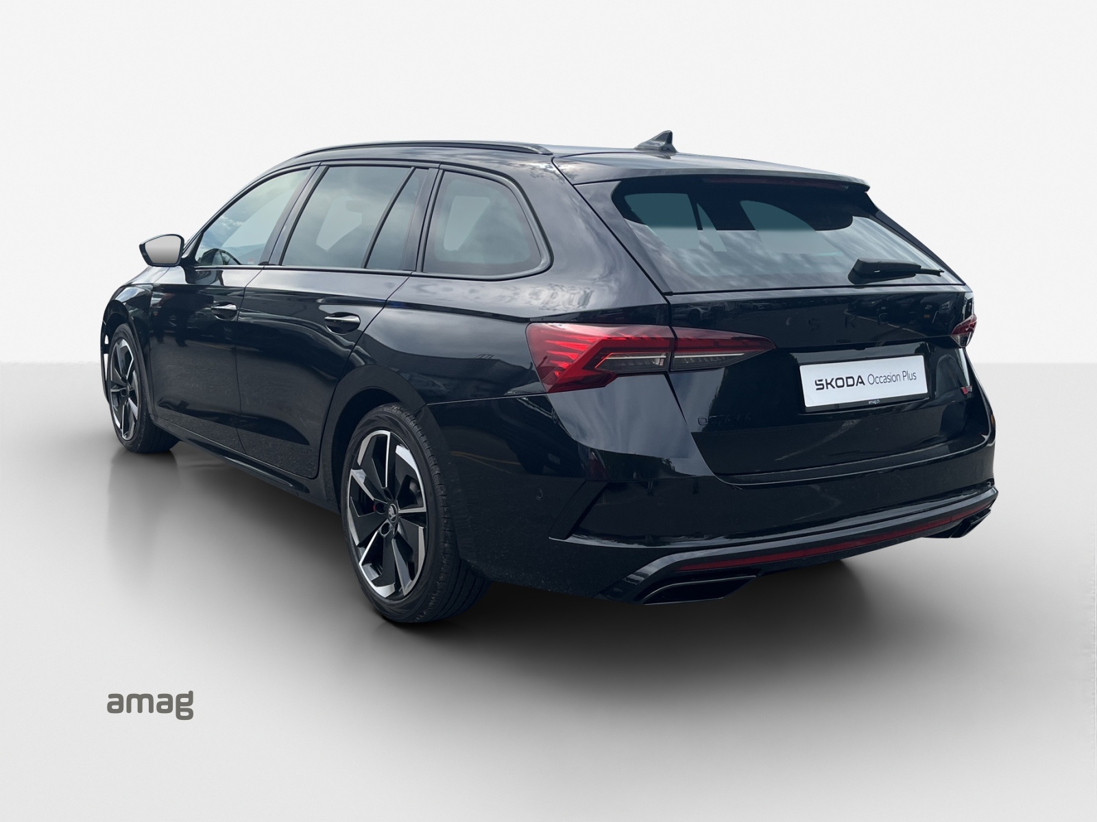 SKODA Octavia Combi 2.0 TSI DSG RS-showroom-element-2