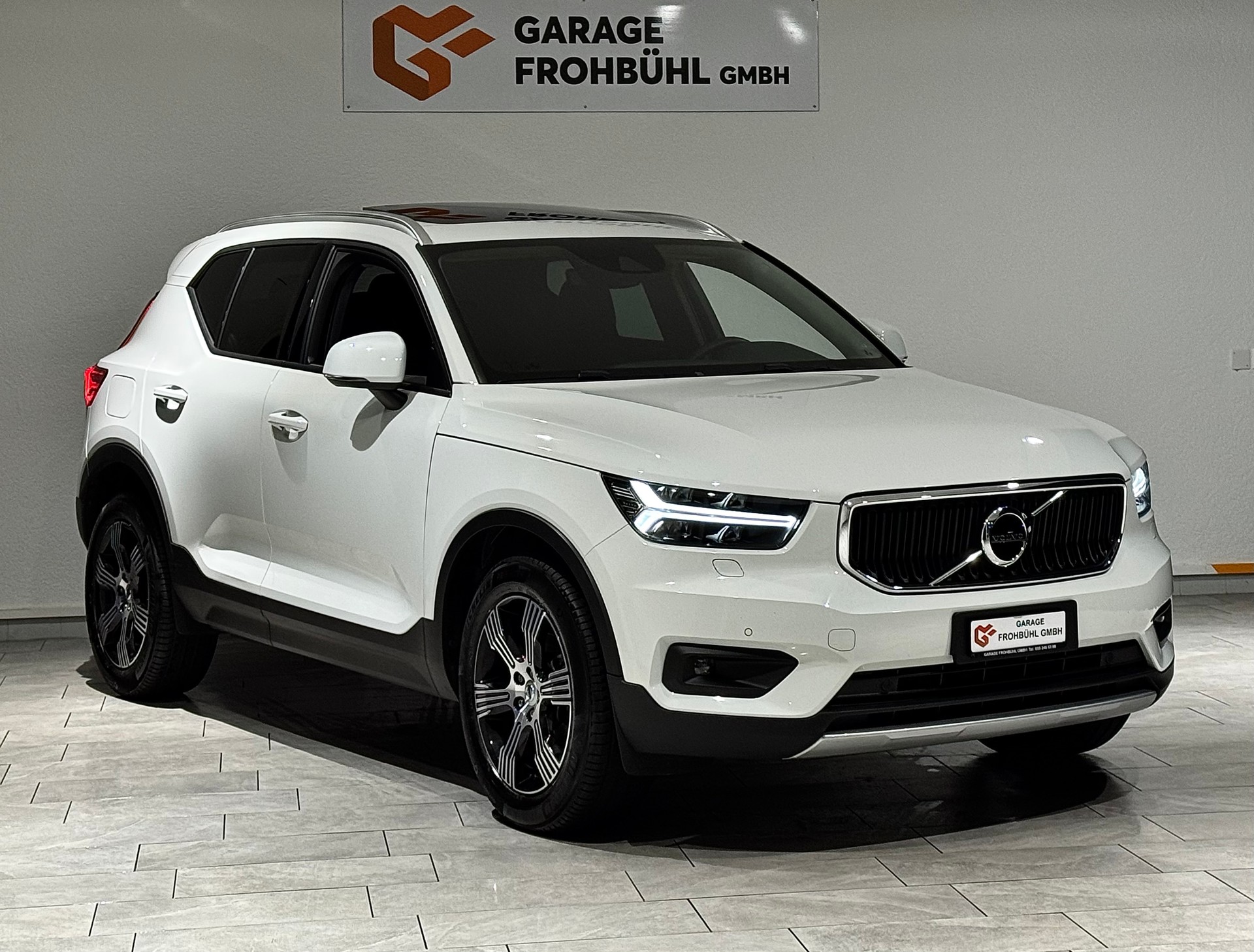 VOLVO XC40 T3 Momentum Geartronic | 1.Hand | CH |-showroom-element-2