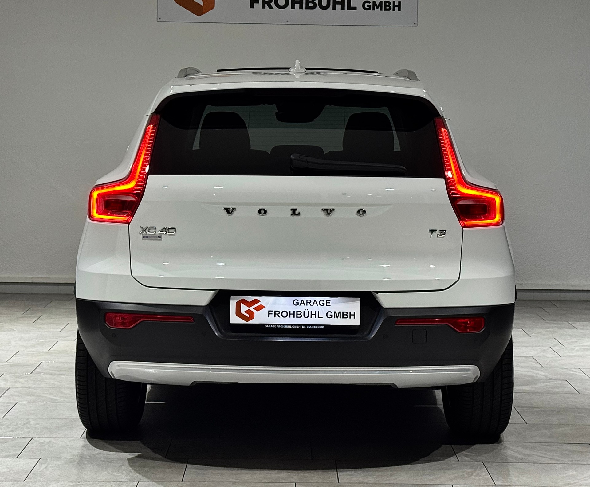 VOLVO XC40 T3 Momentum Geartronic | 1.Hand | CH |-image-6