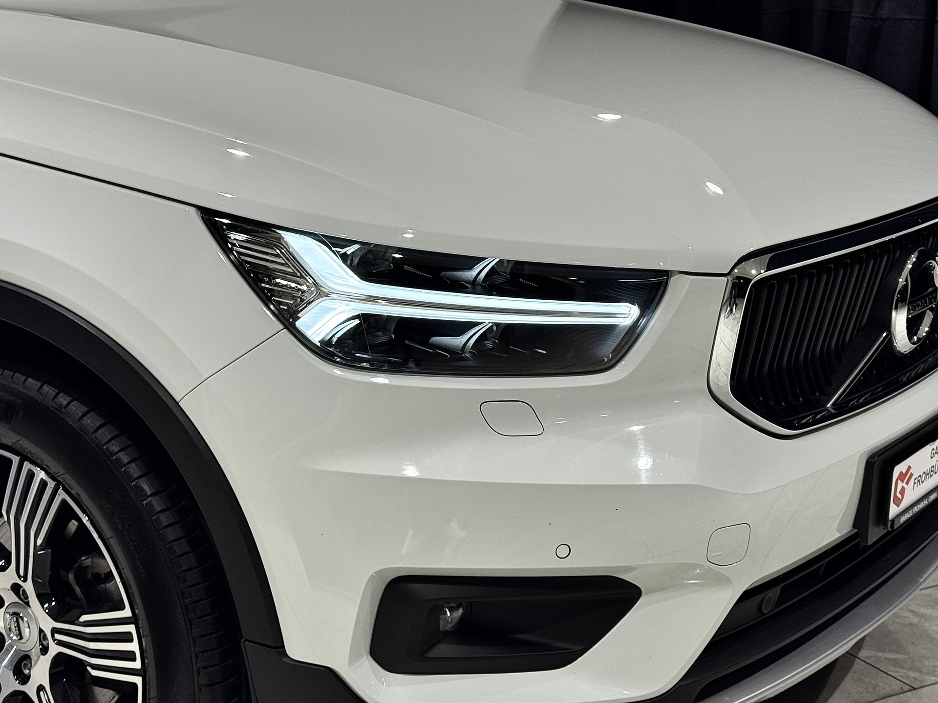 VOLVO XC40 T3 Momentum Geartronic | 1.Hand | CH |-image-8
