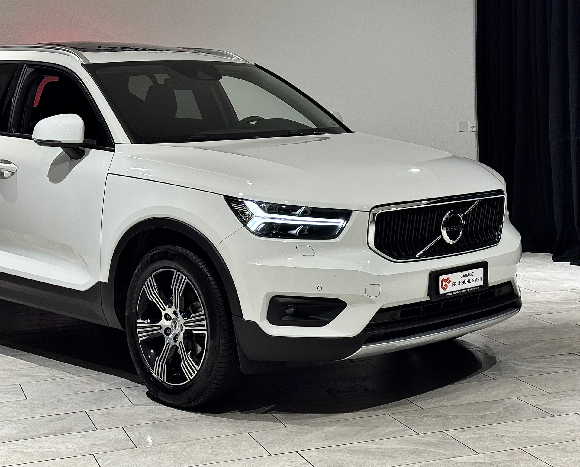 VOLVO XC40 T3 Momentum Geartronic | 1.Hand | CH |-image-9