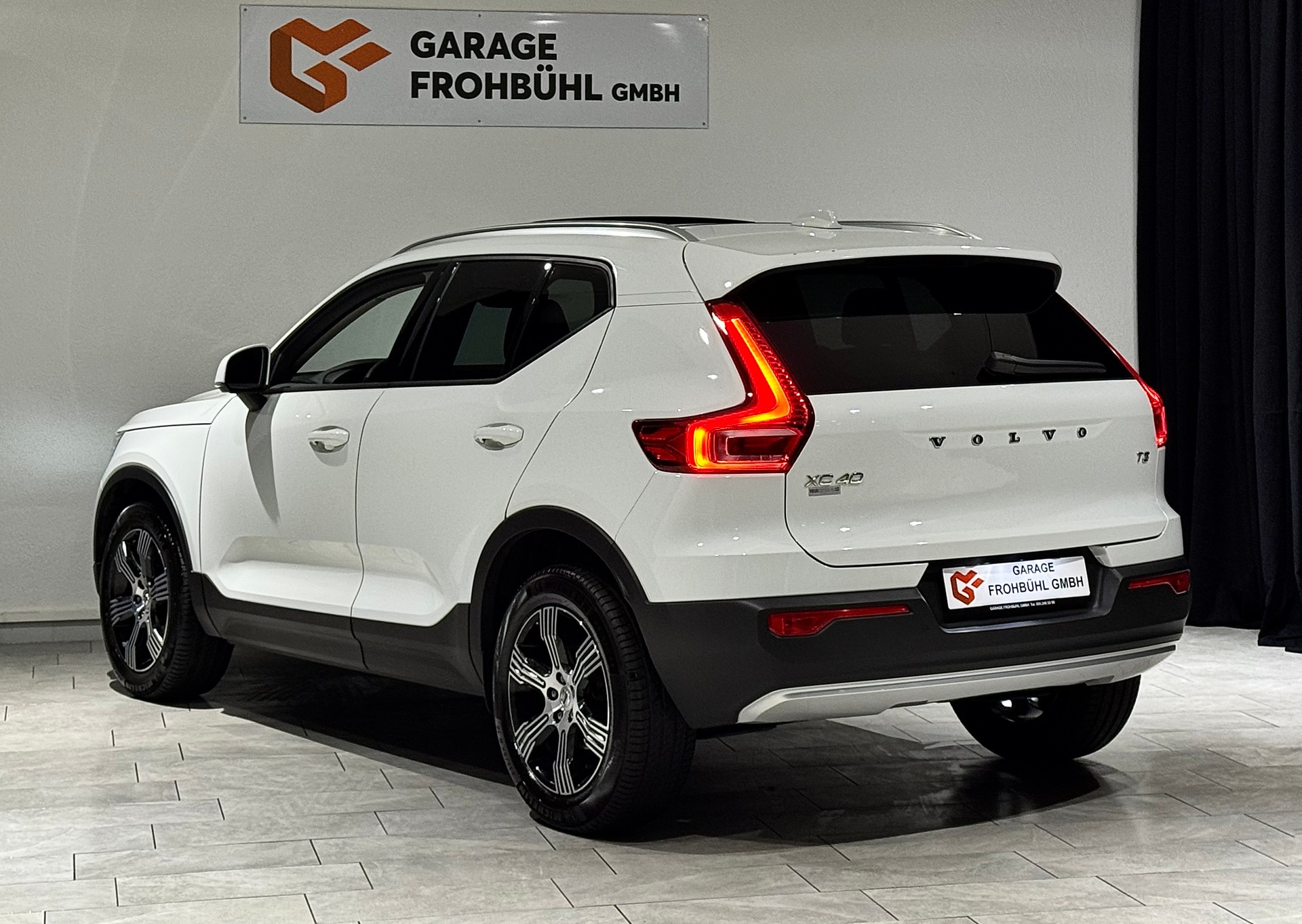 VOLVO XC40 T3 Momentum Geartronic | 1.Hand | CH |-image-5