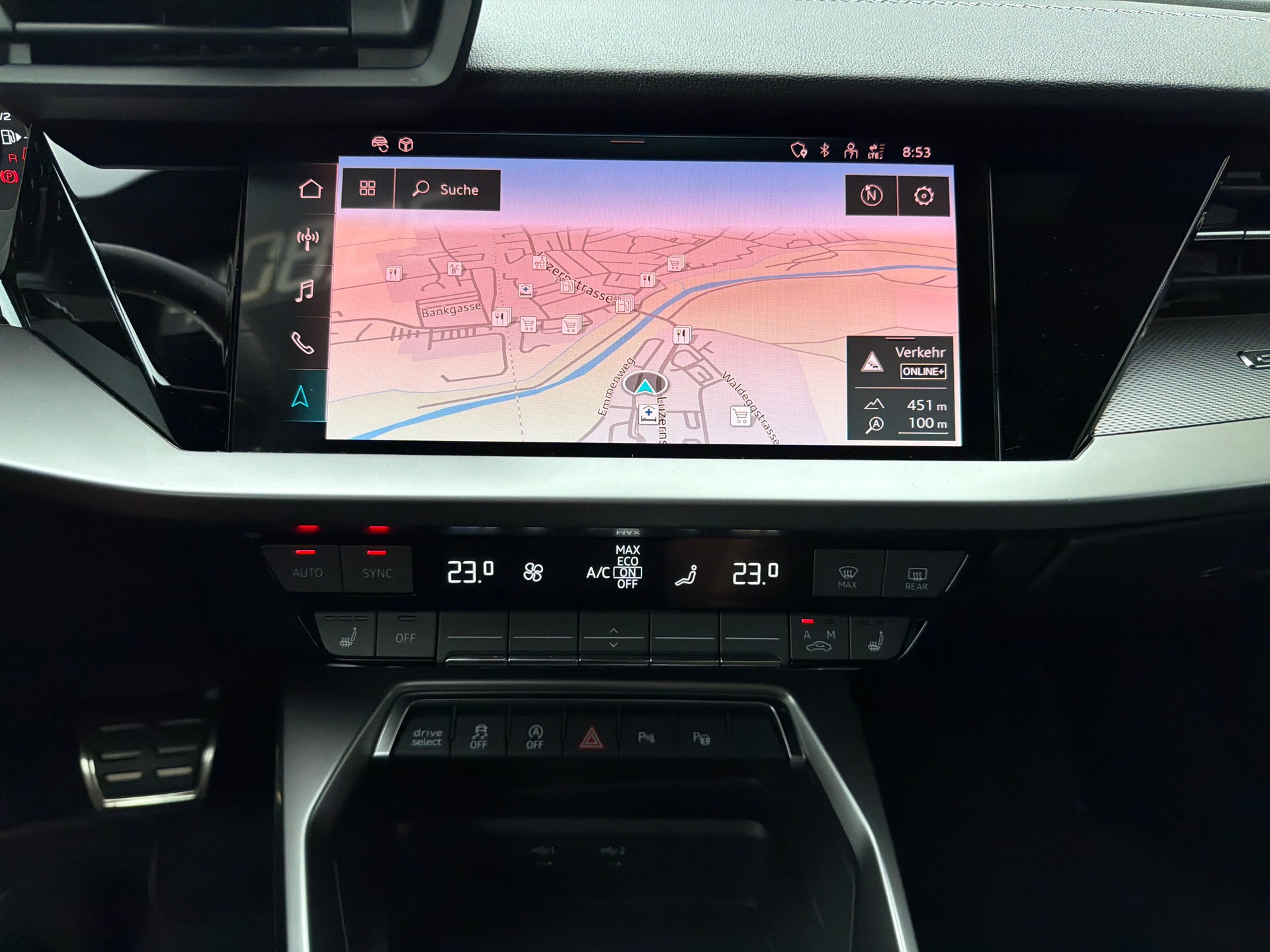 AUDI S3 Sportback 2.0 TFSI quattro S-tronic-image-10